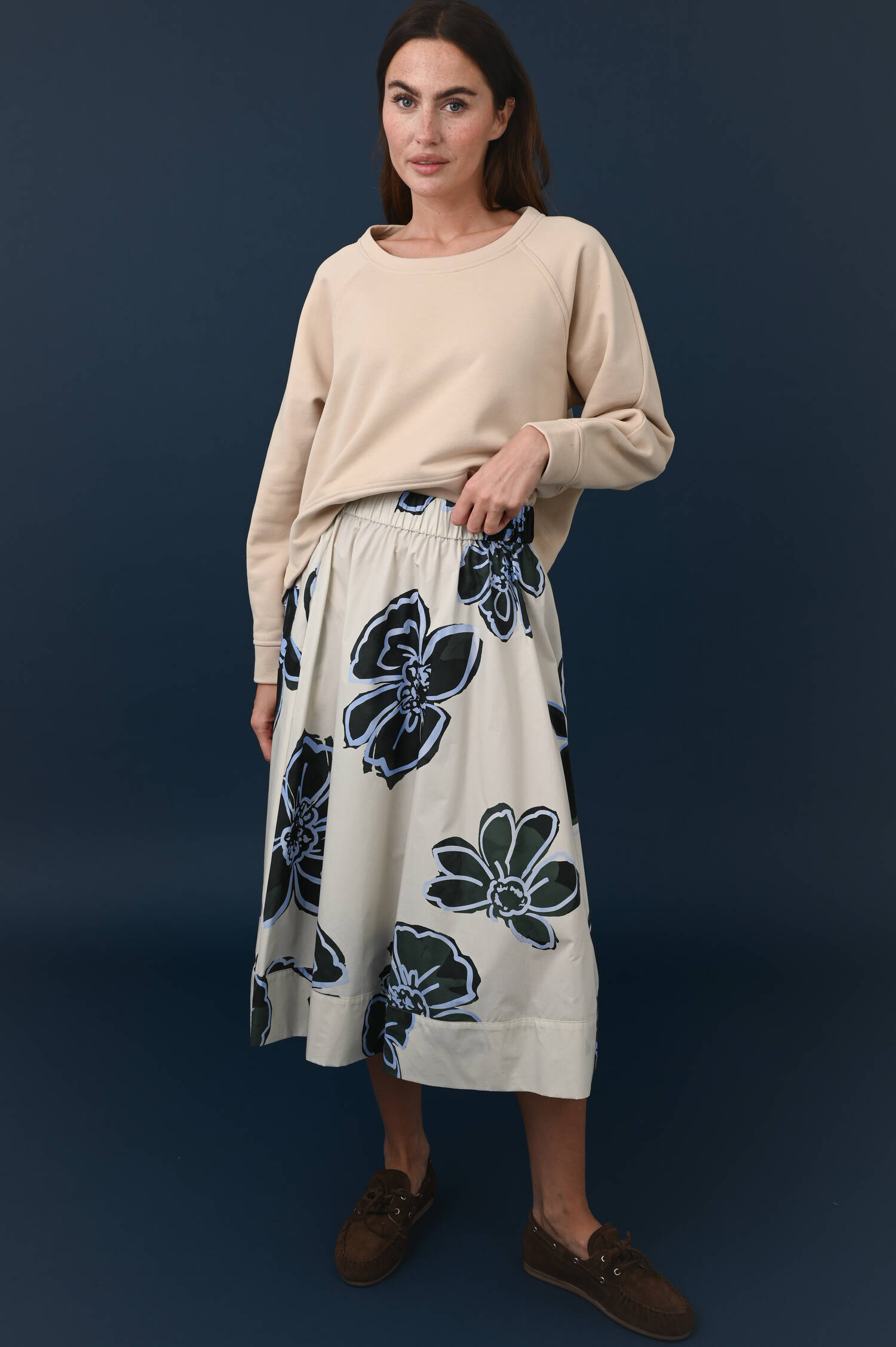 Floraler Rock Beige/Dunkelgrün