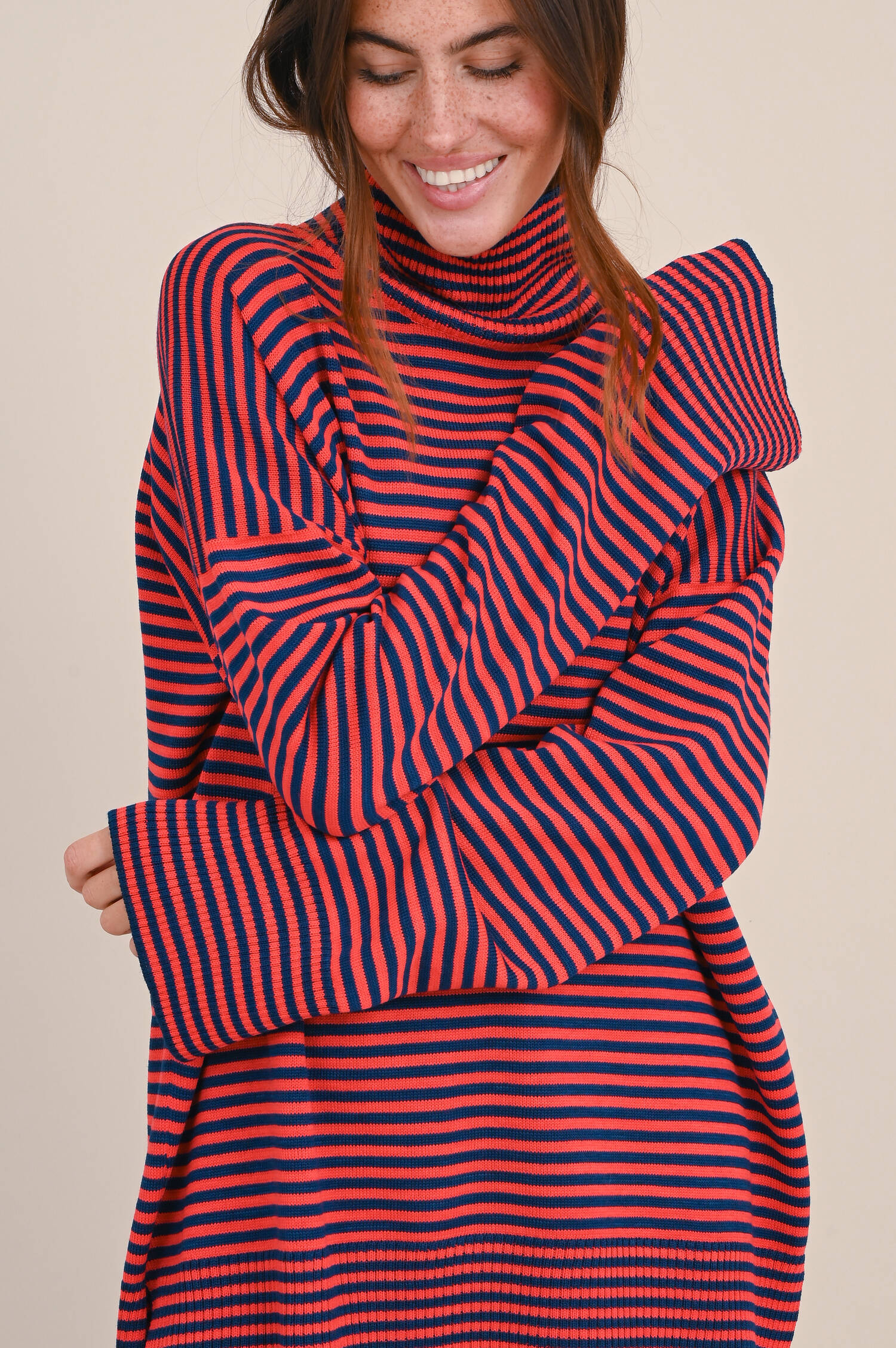 Pullover aus Merinowolle in Navy/Rot gestreift