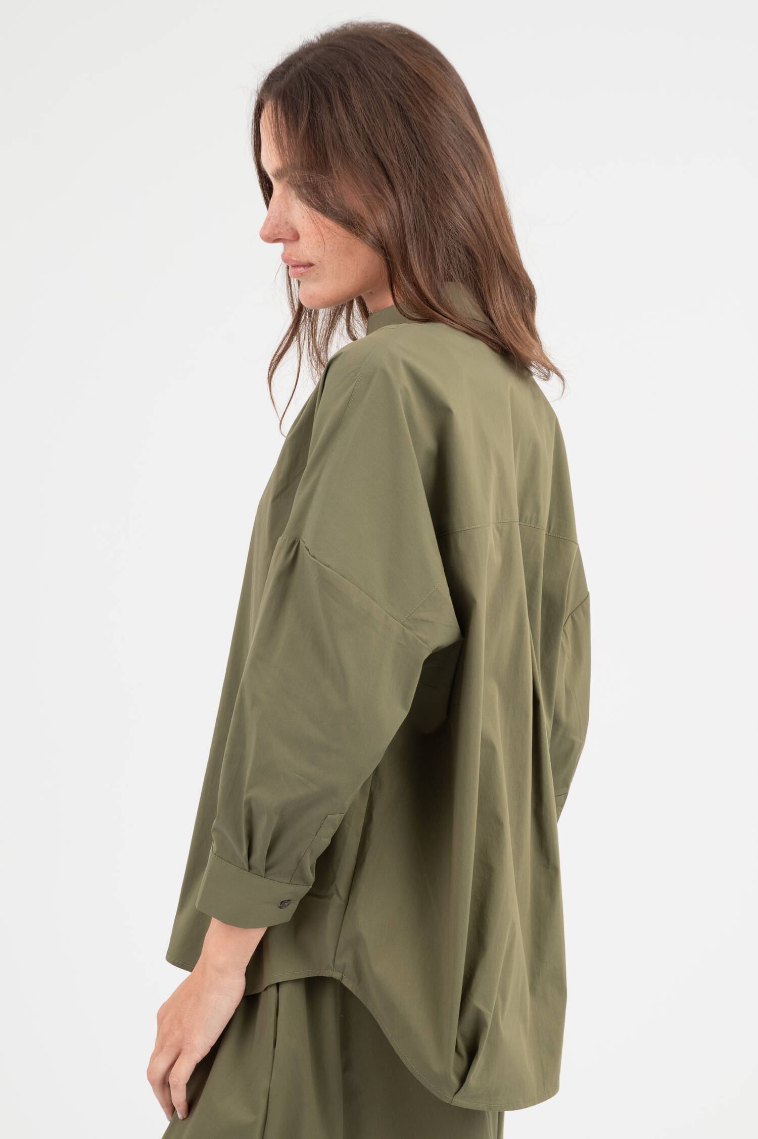 Popeline Bluse in Olivgrün Popeline Bluse in Olivgrün