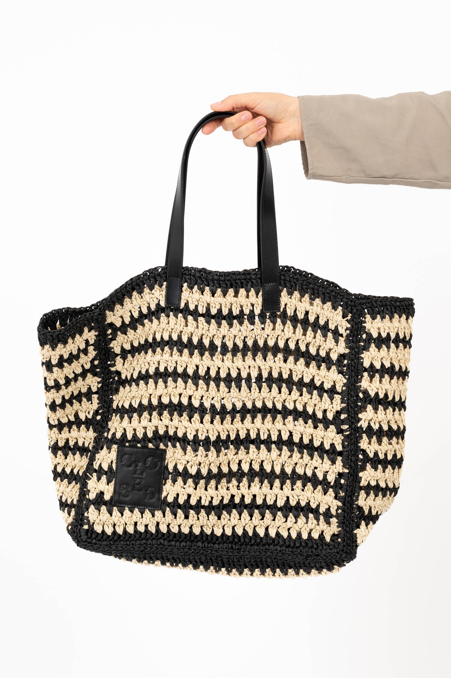 Paper-Straw Shopper in Schwarz/Beige