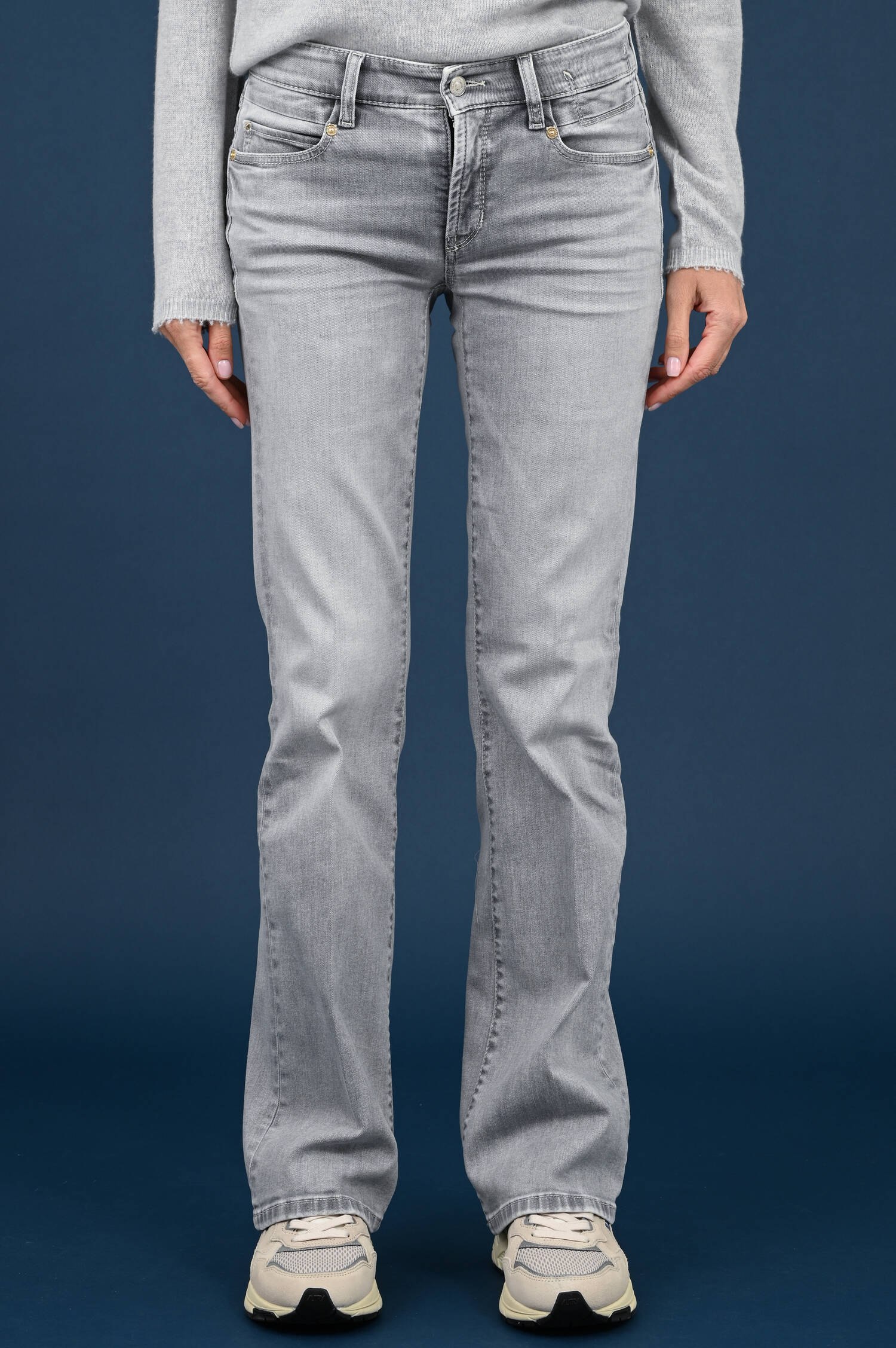 Superstretch Jeans PARIS in Contrast Bleached