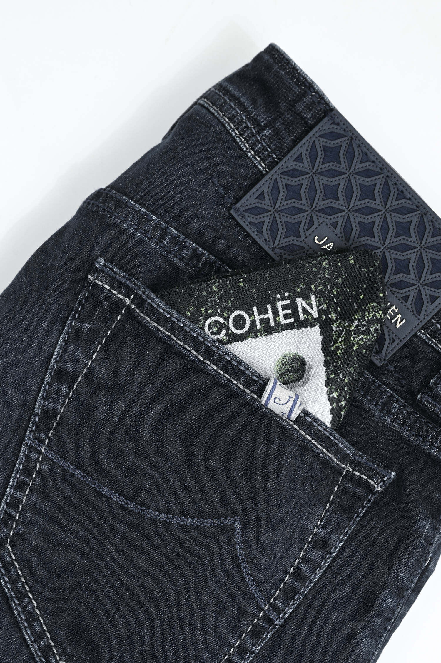 Slim Fit Jeans BARD in Dark Blue Slim Fit Jeans BARD in Dark Blue