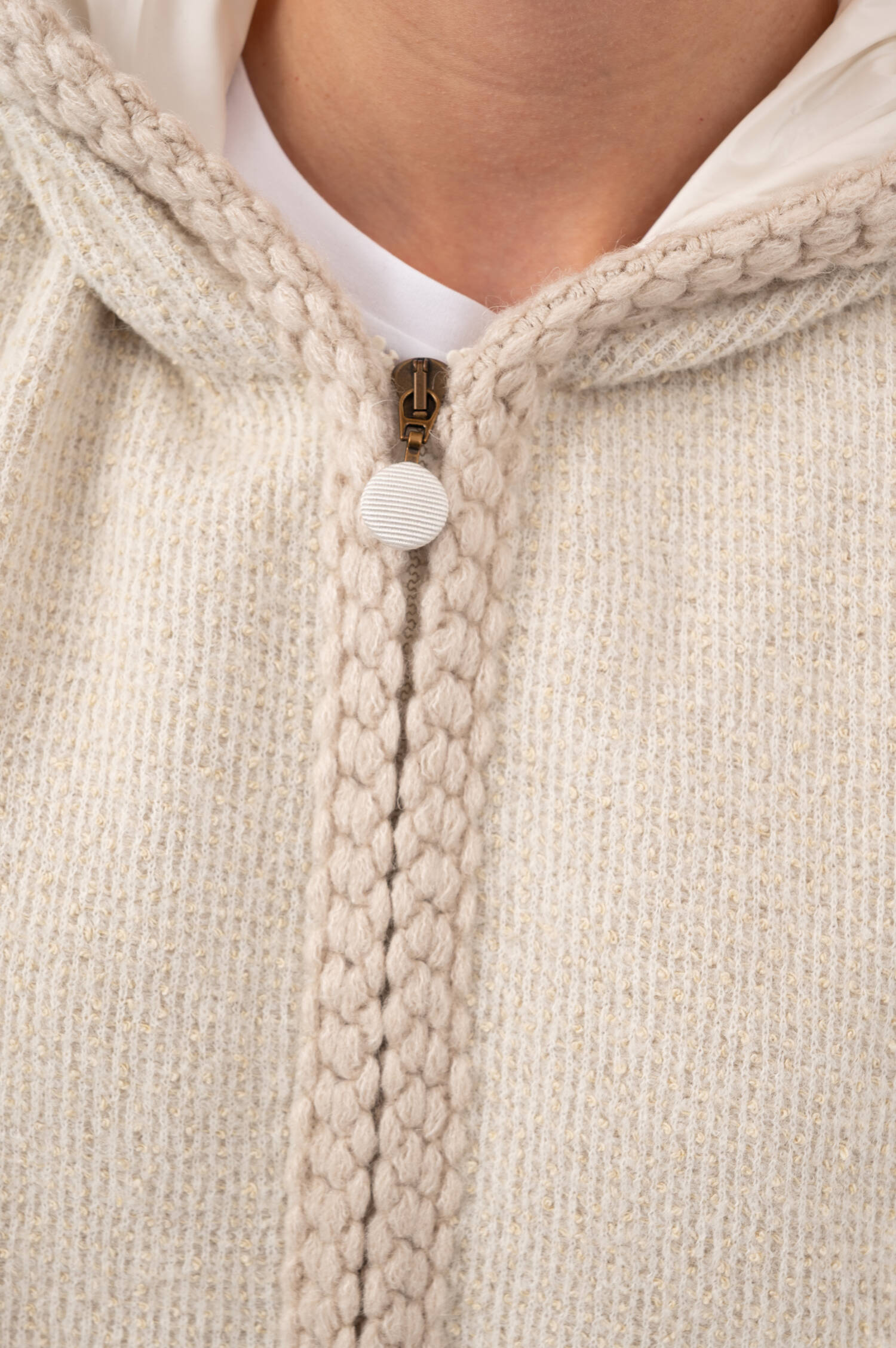 Strickjacke in Weiß Strickjacke in Weiß