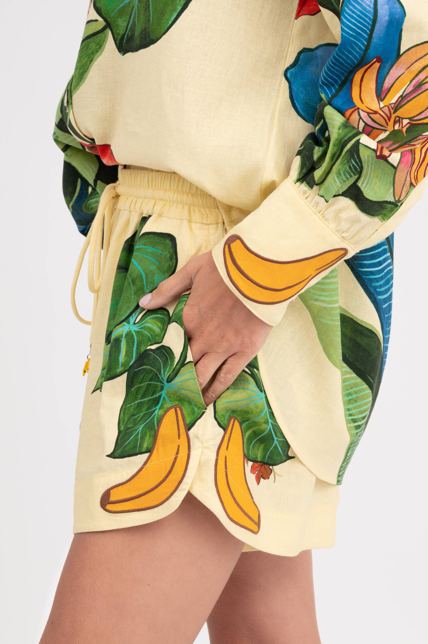 Shorts BANANA in Gelb Shorts BANANA in Gelb