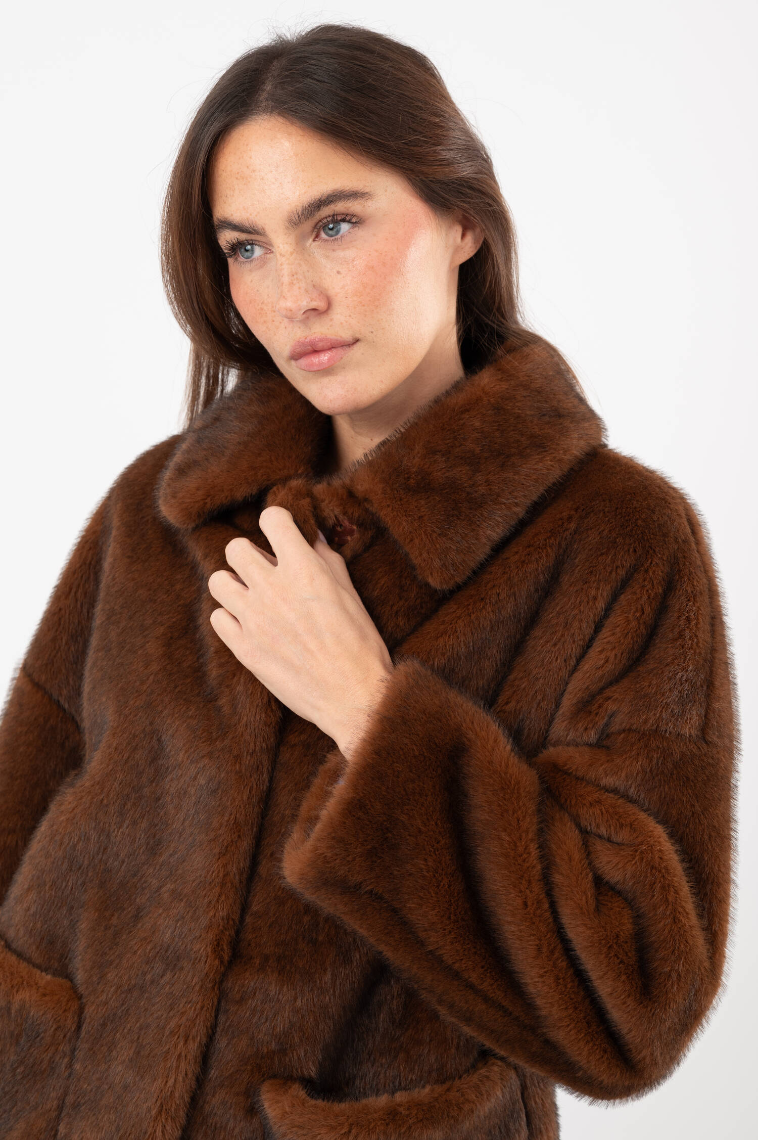 Faux-Fur-Jacke MINK in Dunkelbraun
