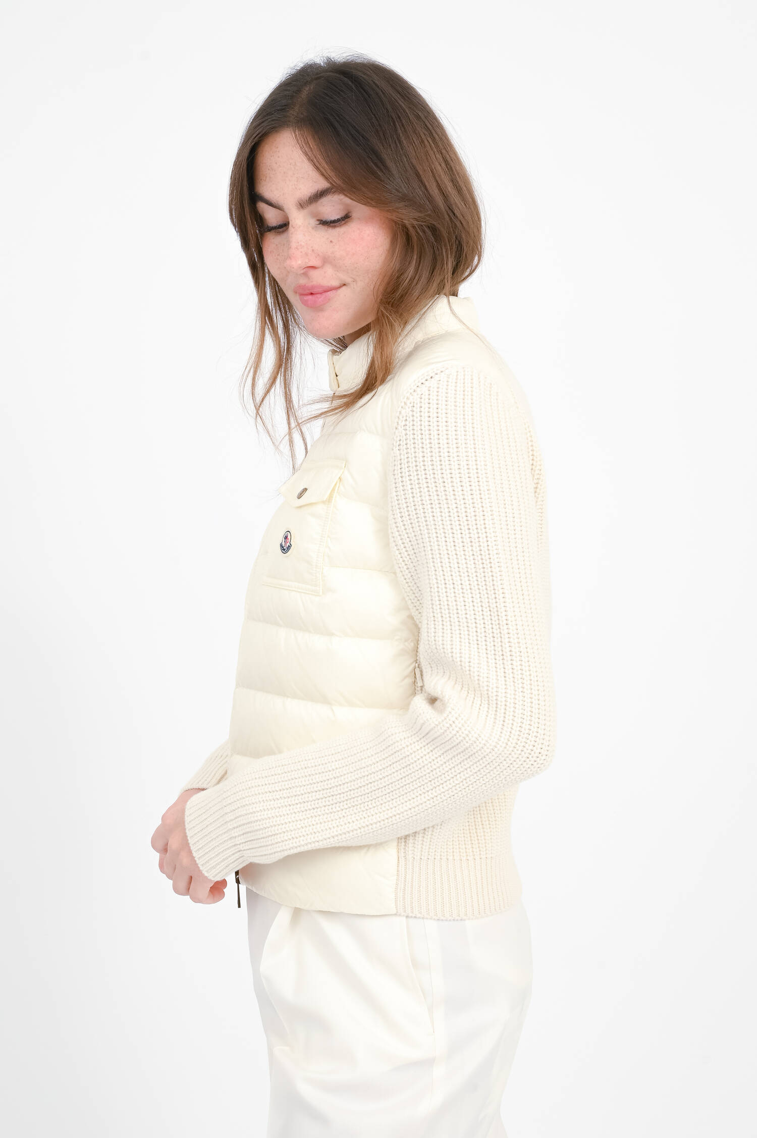 Hybrid Strickjacke mit Dauneneinsatz in Creme Hybrid Strickjacke mit Dauneneinsatz in Creme