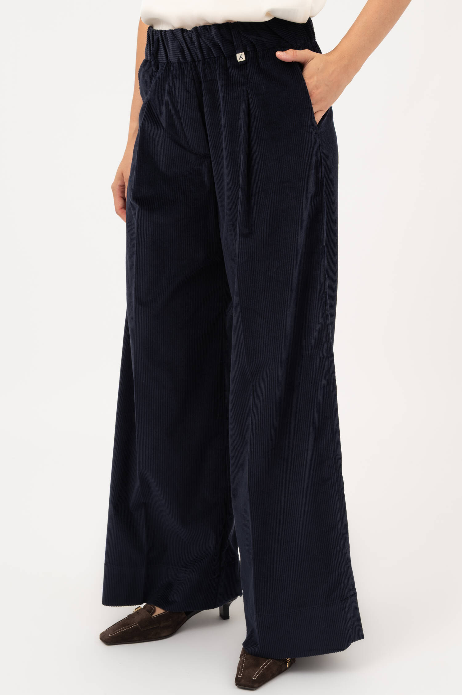 Wide-Leg Cordhose in Navy Wide-Leg Cordhose in Navy