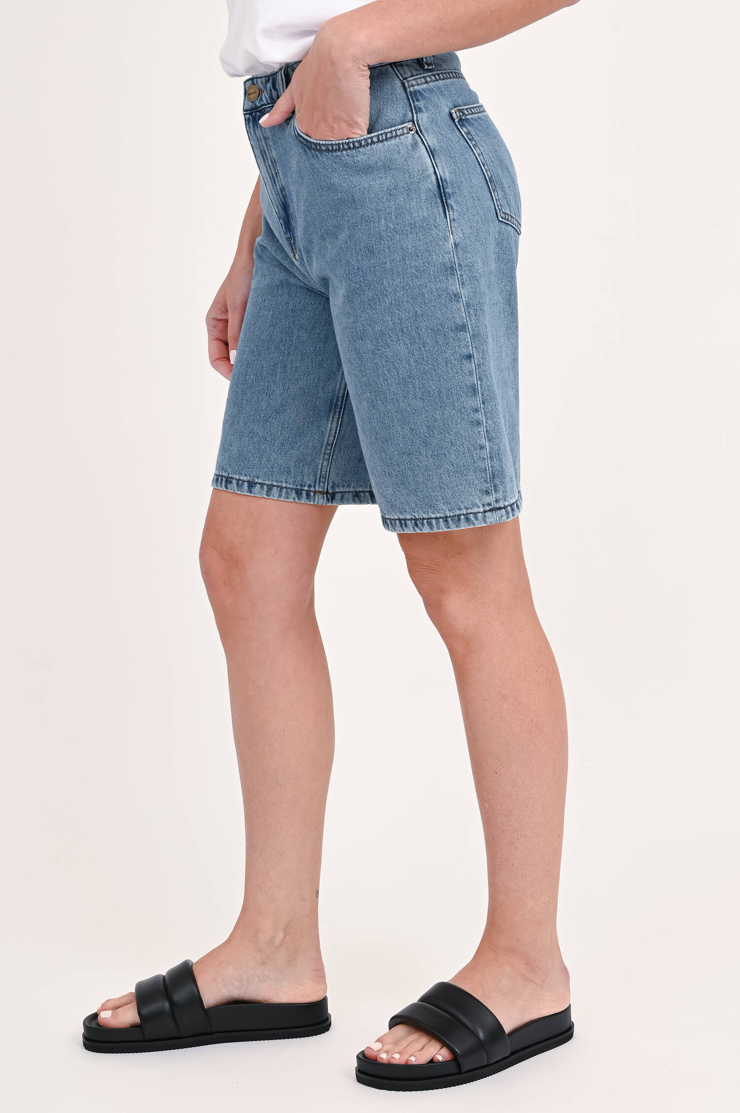 Jeans Short WILSON in Mittelblau Jeans Short WILSON in Mittelblau