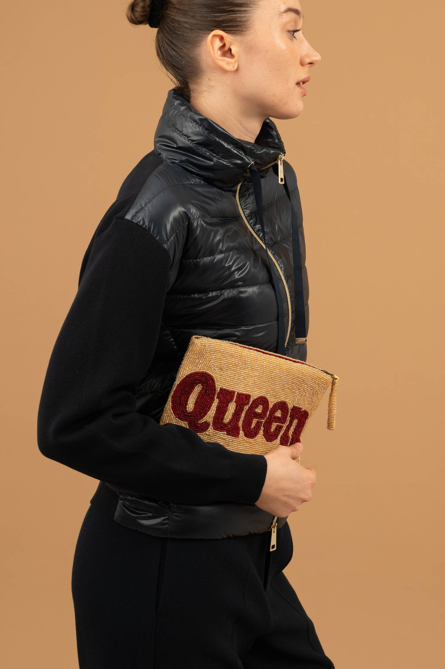 Perlen-Clutch QUEEN in Gold/Rot Perlen-Clutch QUEEN in Gold/Rot