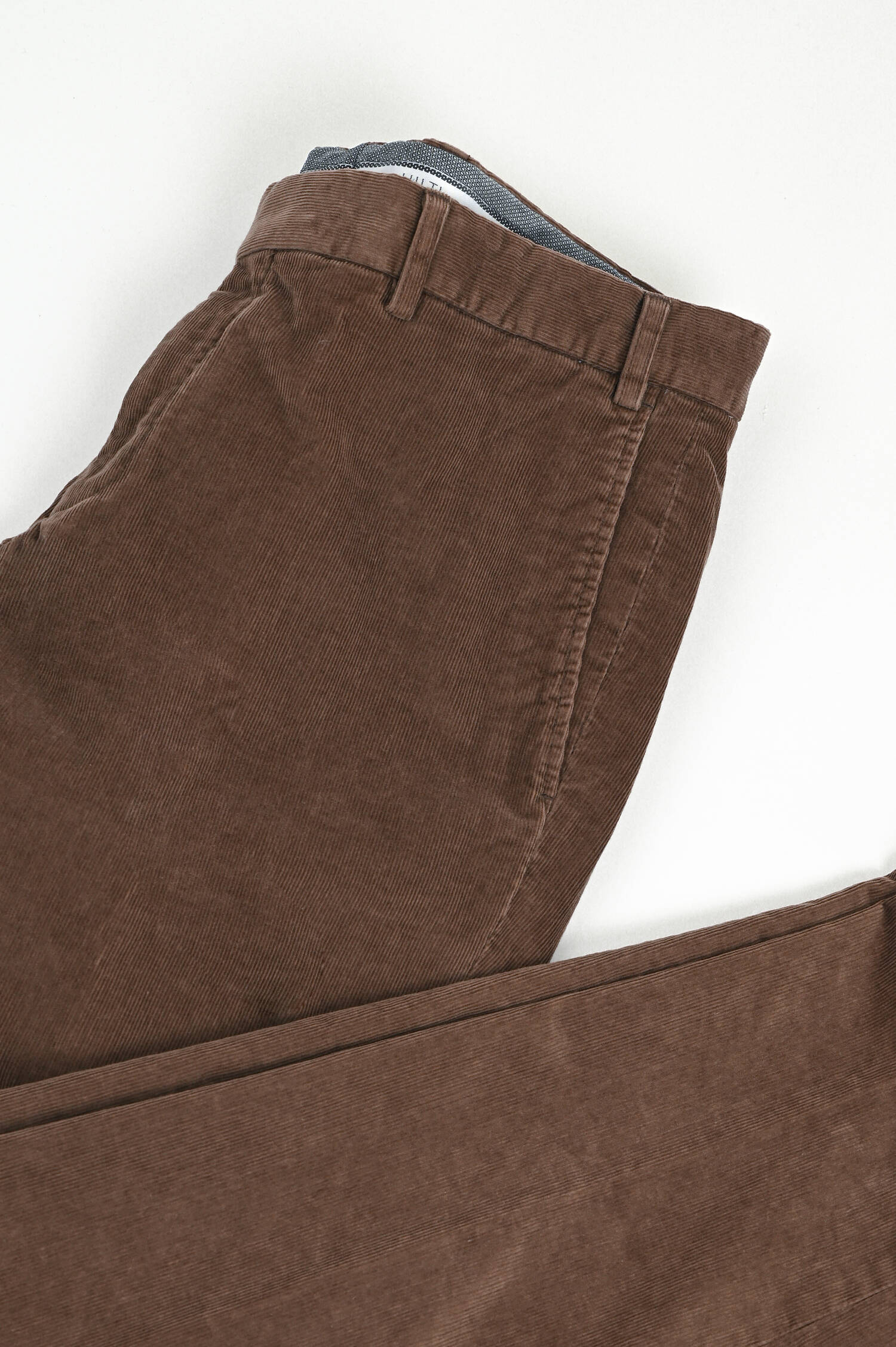 Cord-Hose TARENT in Walnuss