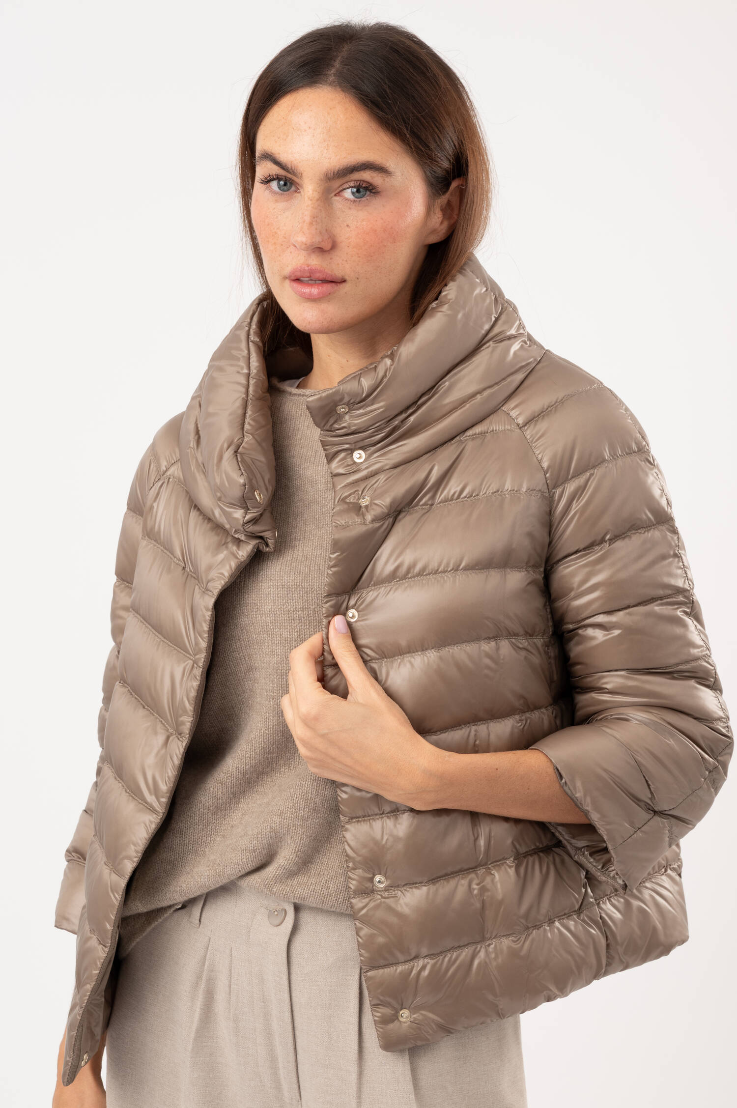Daunenjacke mit 3/4-Arm in Taupe Daunenjacke mit 3/4-Arm in Taupe