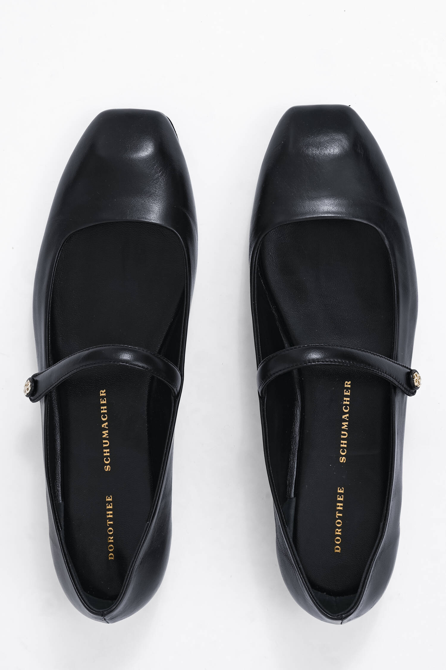 Ballerina aus Leder mit Riemen in Pure Black