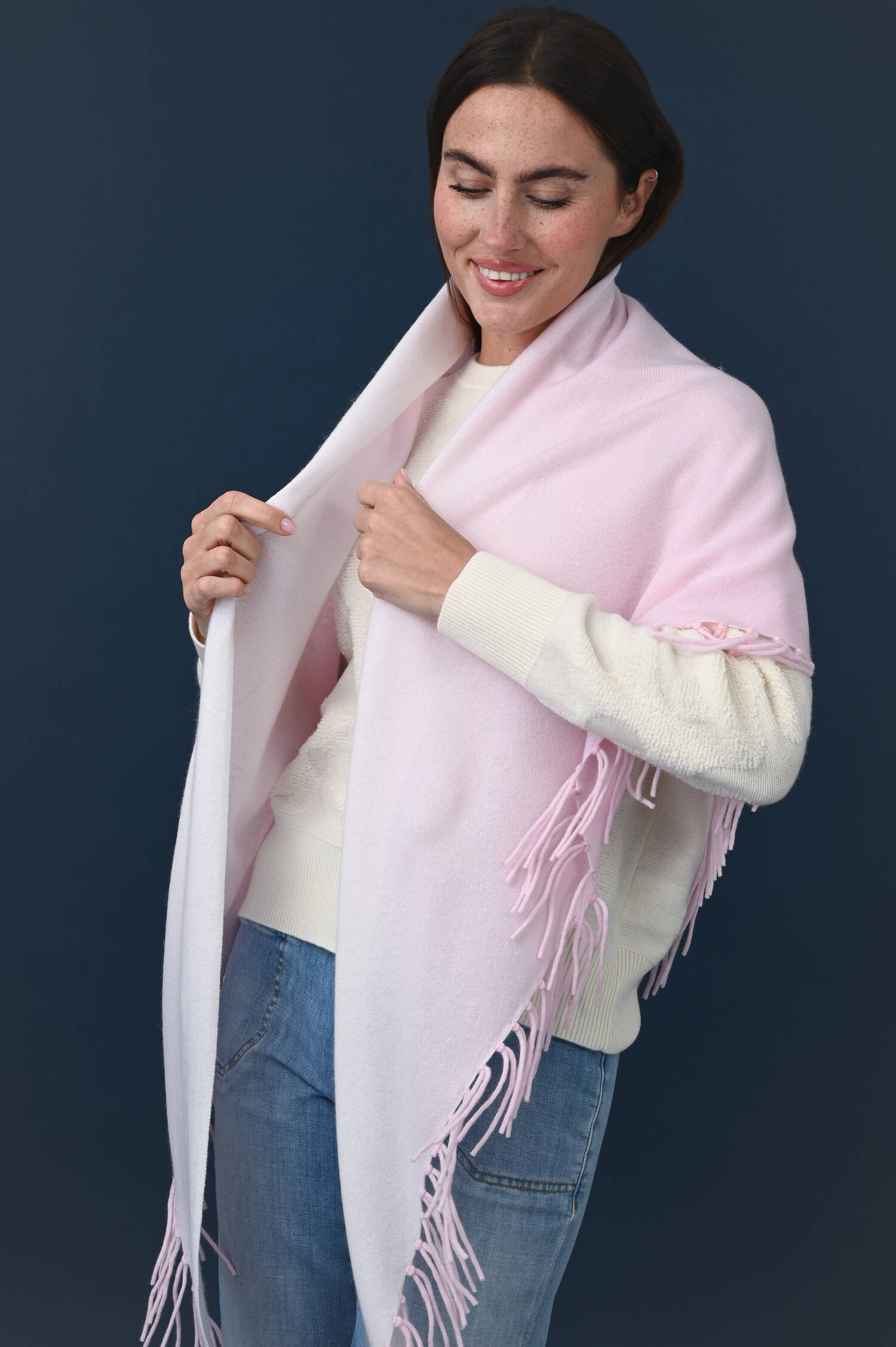 Dreieckstuch aus Woll-Cashmere in Sakurarosa