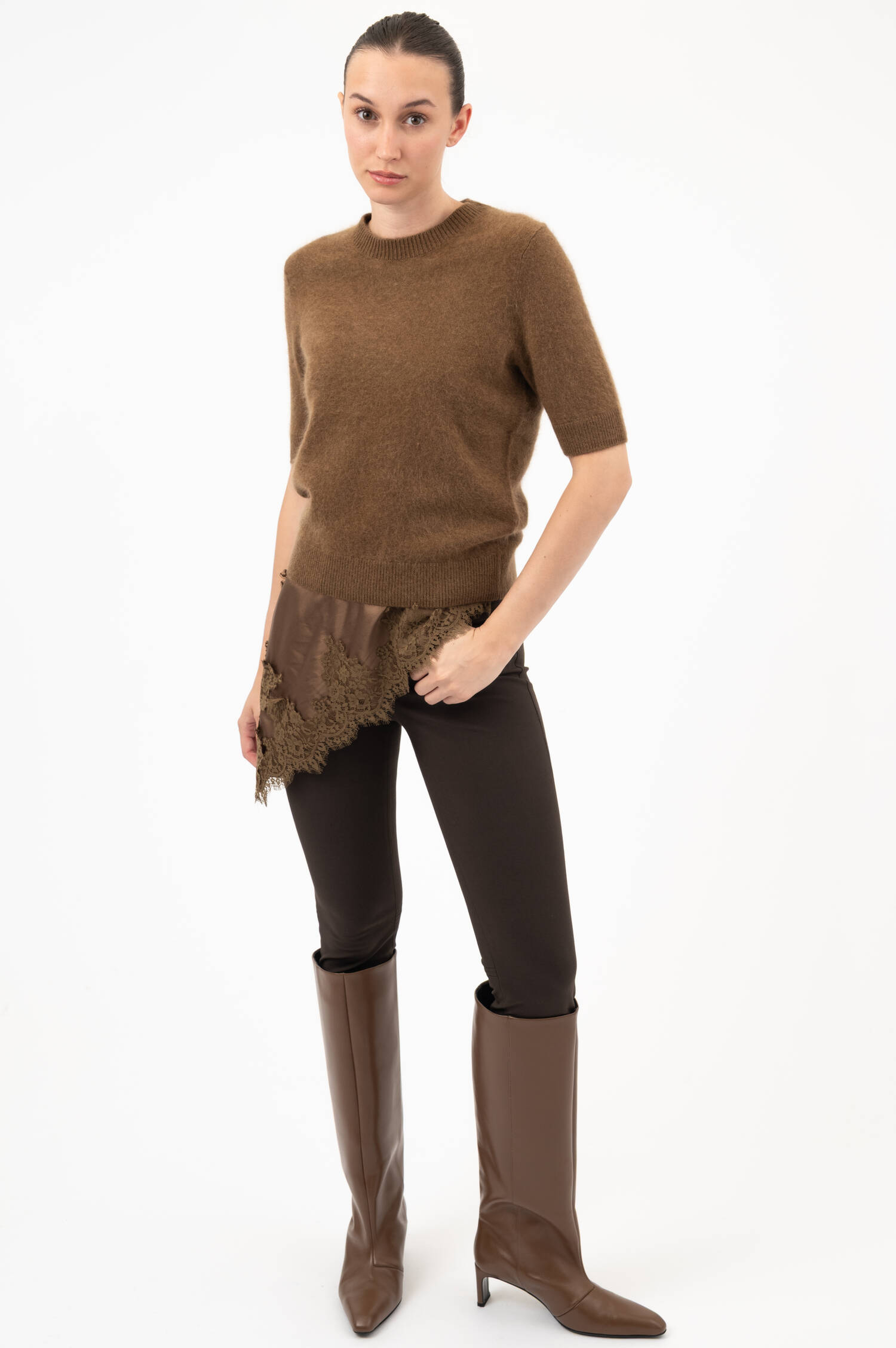 Fluffy-Kurzarm-Pullover in Braun Fluffy-Kurzarm-Pullover in Braun