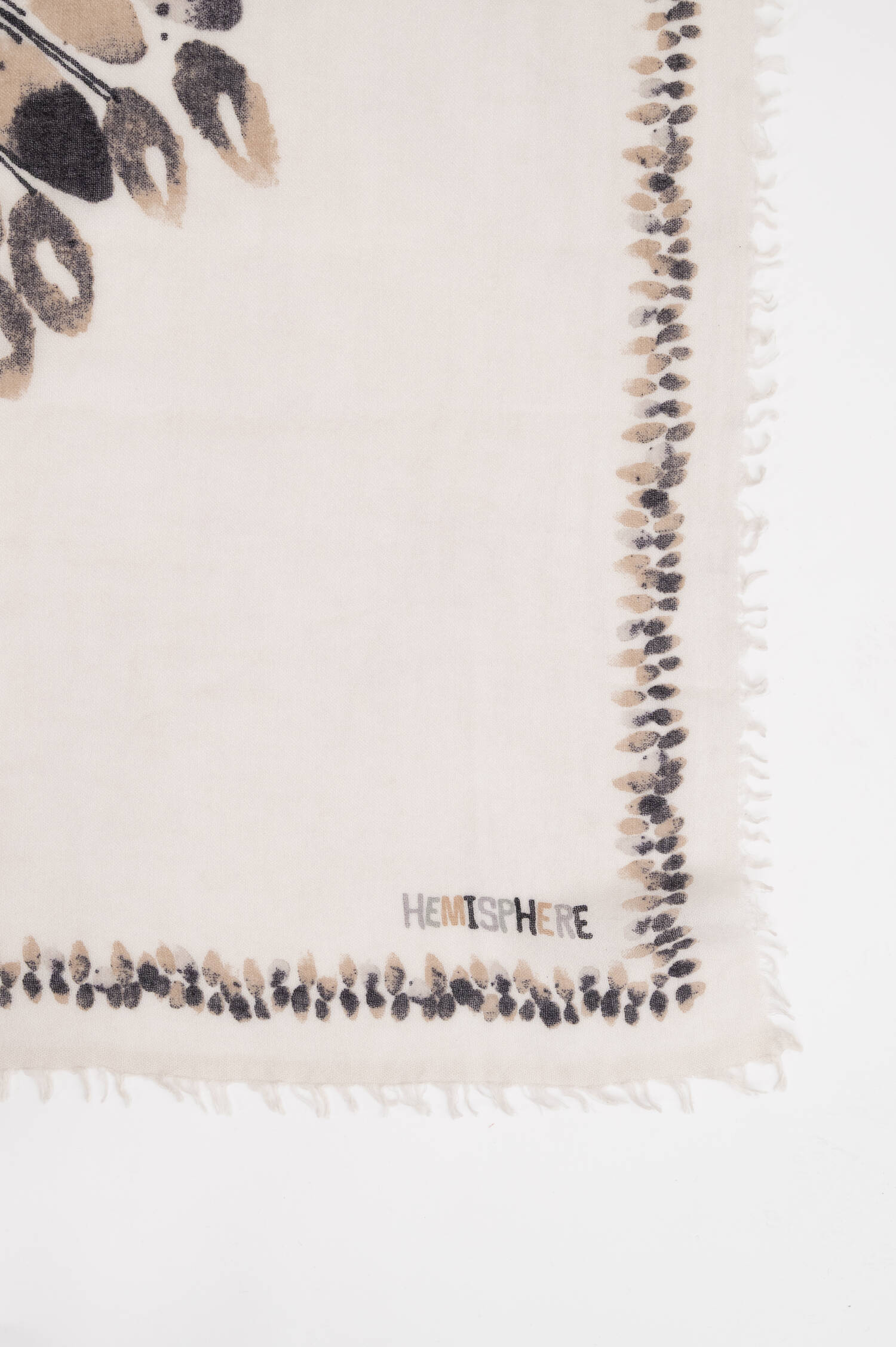 Cashmere-Mix-Tuch mit Fantasy-Print in Beige Cashmere-Mix-Tuch mit Fantasy-Print in Beige