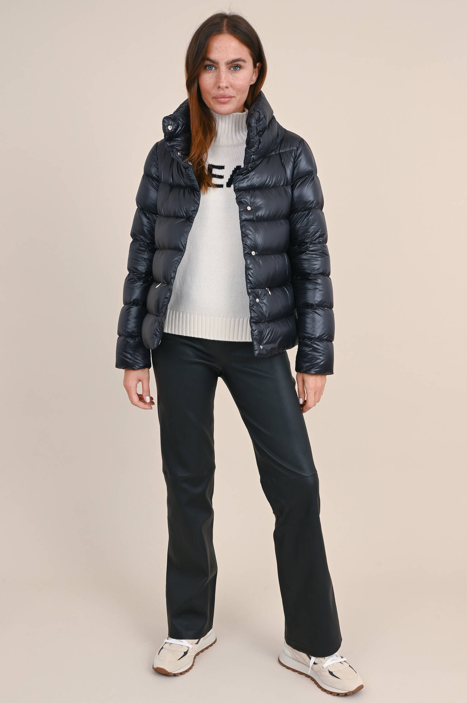 Gesteppte Daunenjacke in Schwarz Gesteppte Daunenjacke in Schwarz