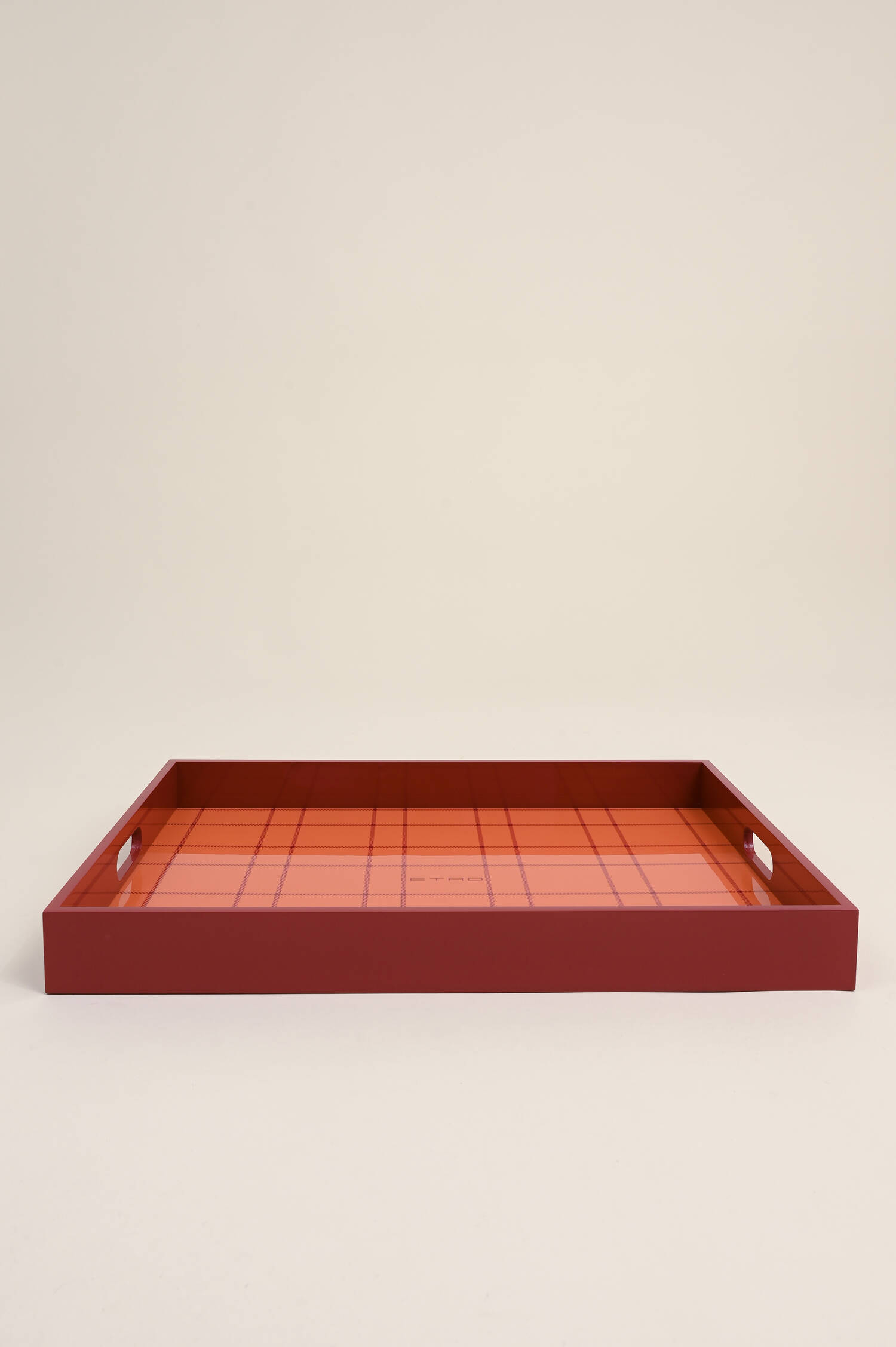 Großes Tablett aus Holz in Rot/Orange Großes Tablett aus Holz in Rot/Orange