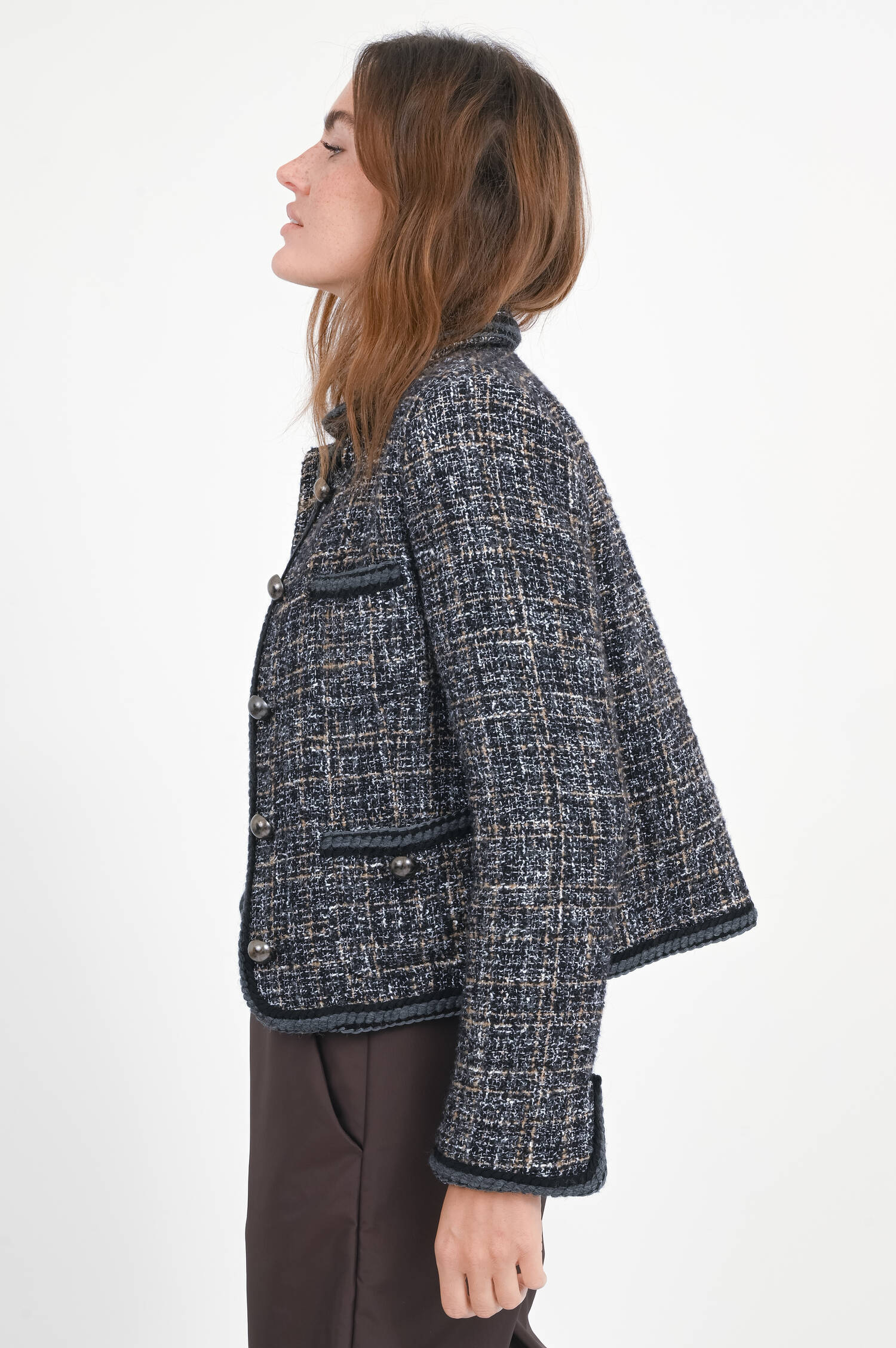 Tweed Jacke mit Stick-Details in Schwarz/Beige