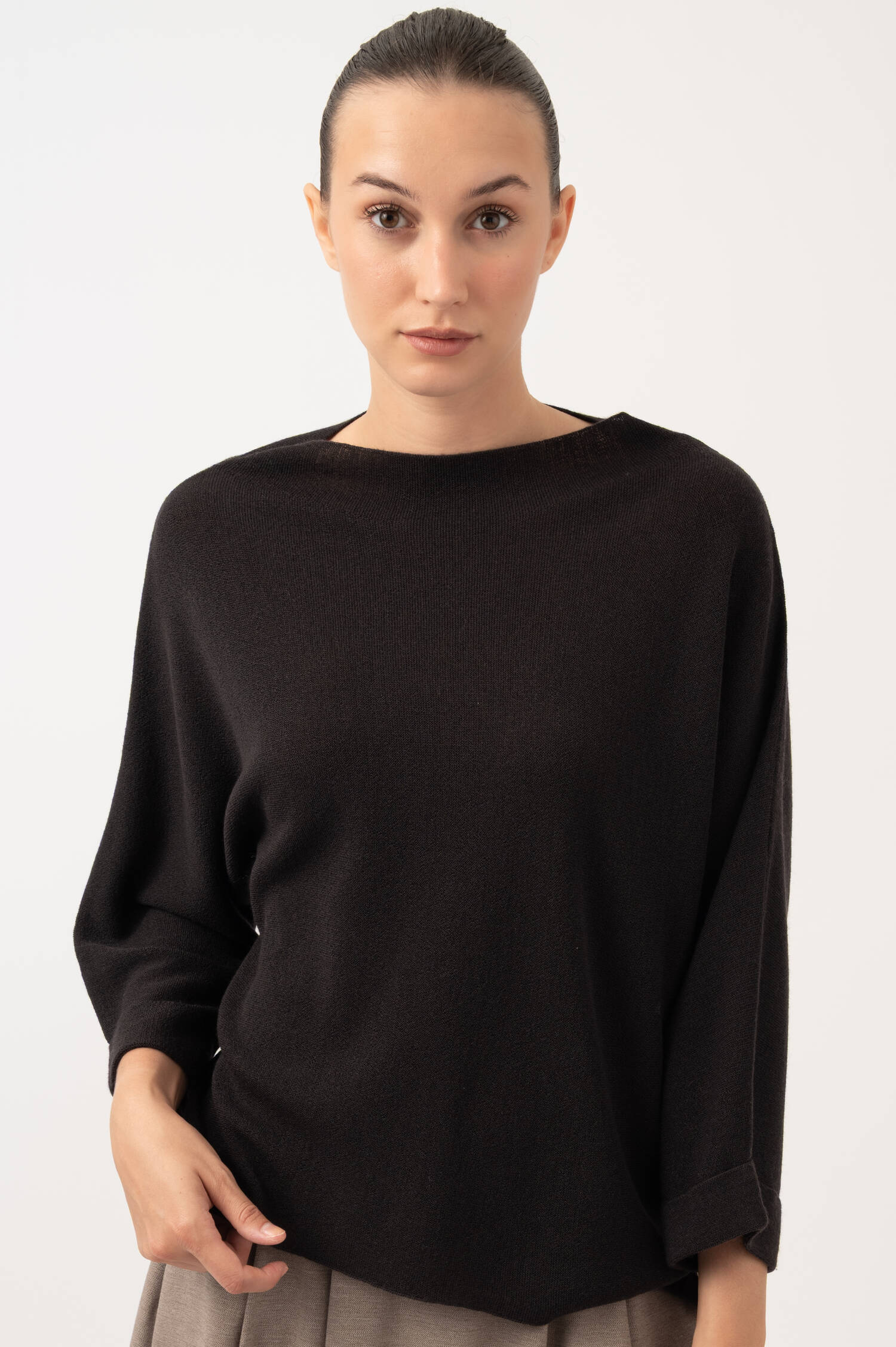 Woll-Pullover mit dezentem Stehkragen in Braun