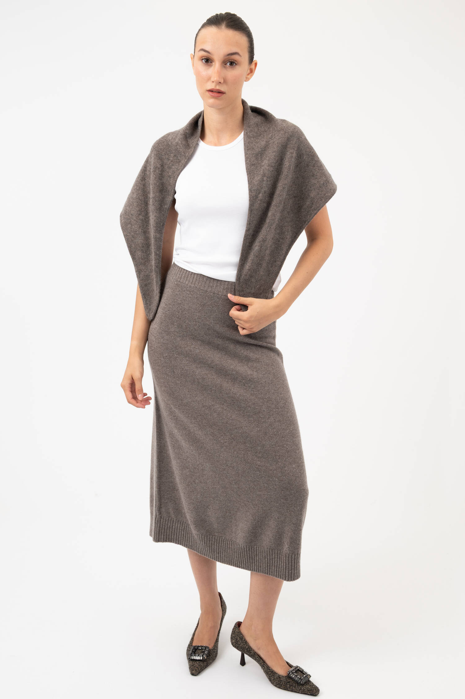Woll-Cashmere-Dreiecksschal CAMI in Taupe Woll-Cashmere-Dreiecksschal CAMI in Taupe