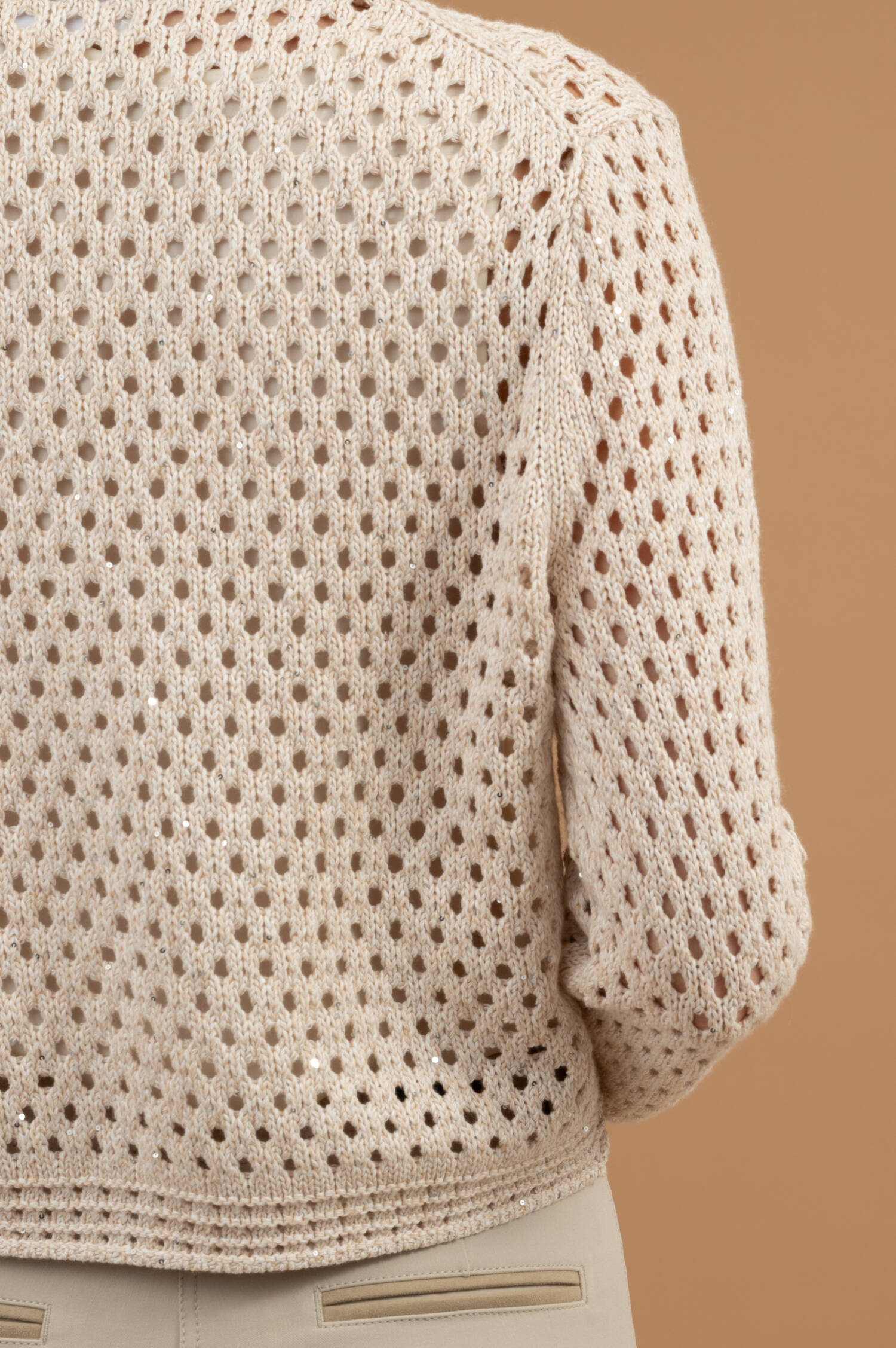 Lochstrickweste mit Pailletten in Beige