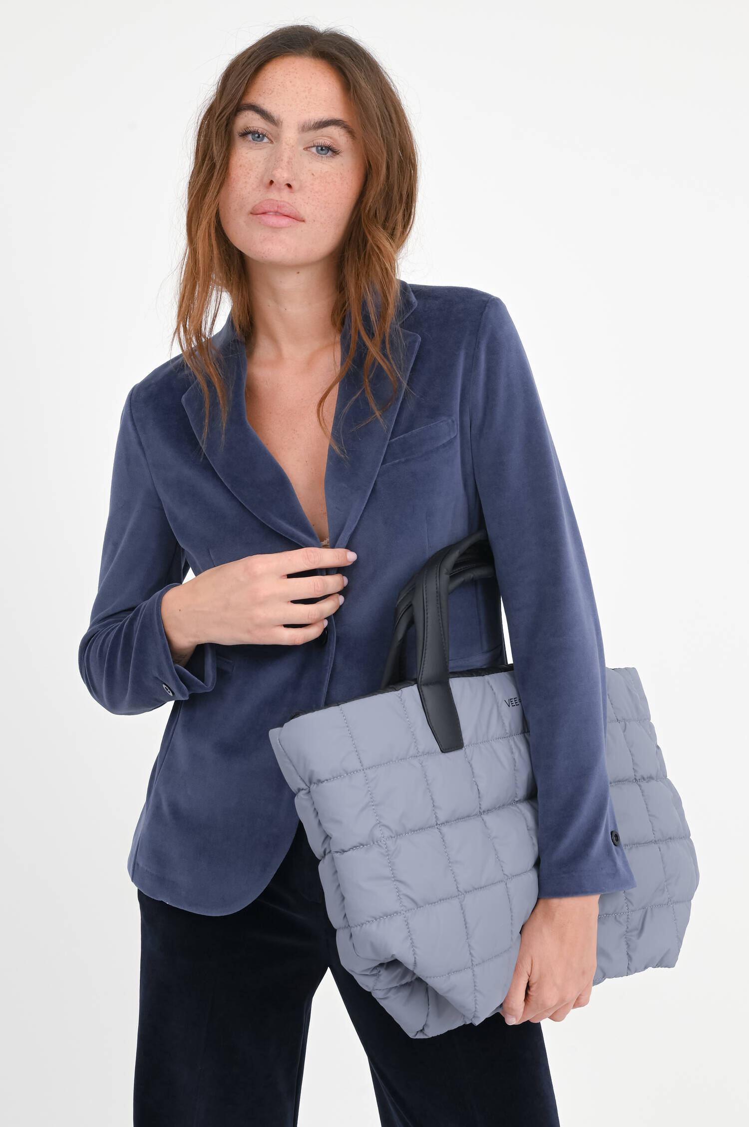 Taillierter Blazer aus Samt in Sapphire