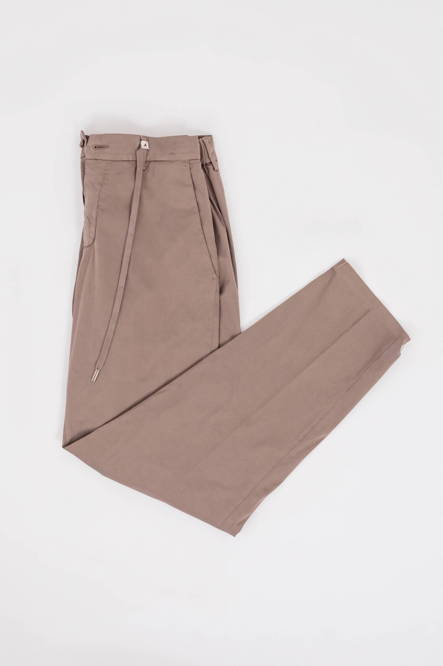Chino mit Seidenanteil in Taupe