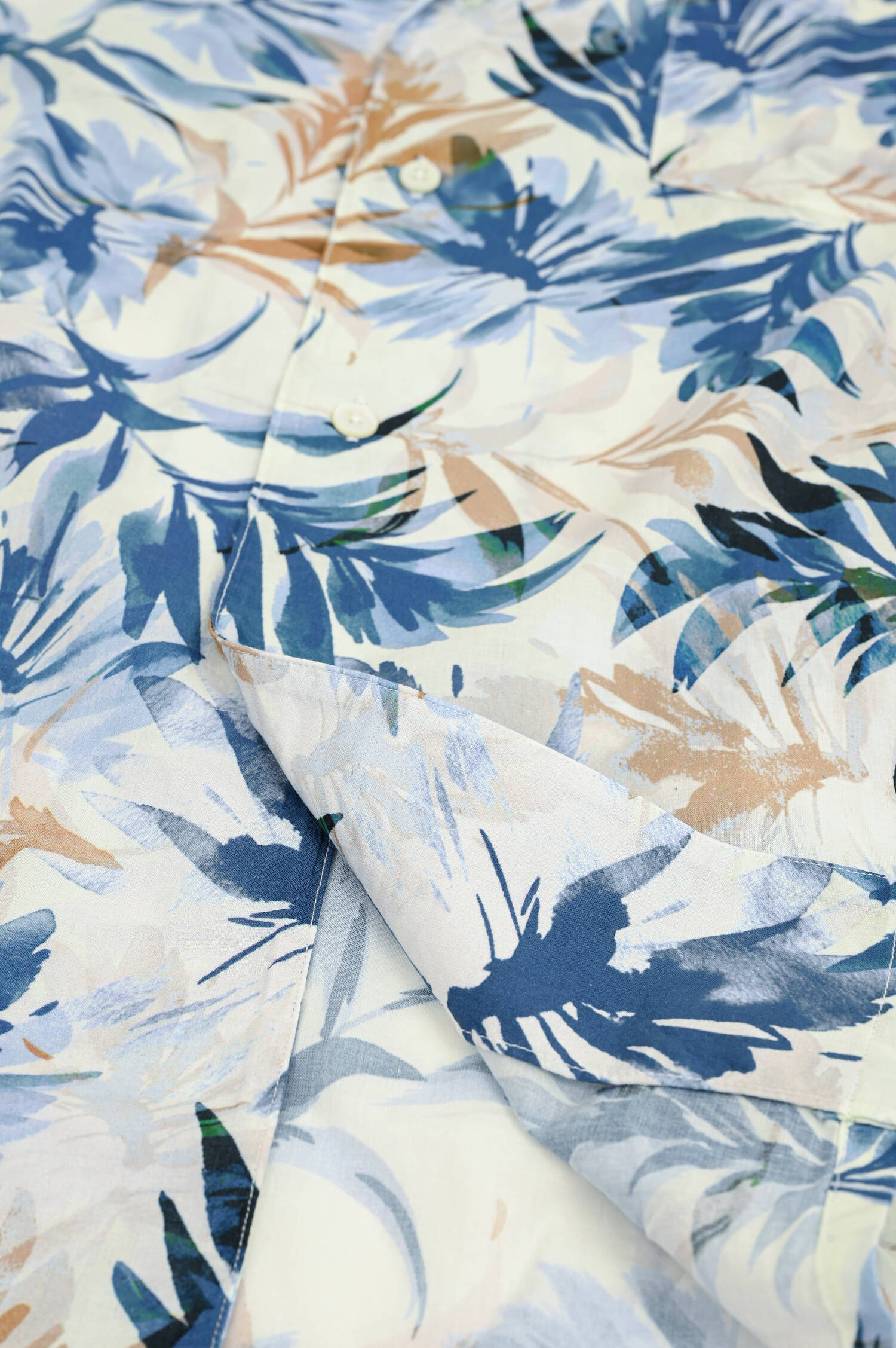 Hemd im Hawaii-Look in Blau/Natur