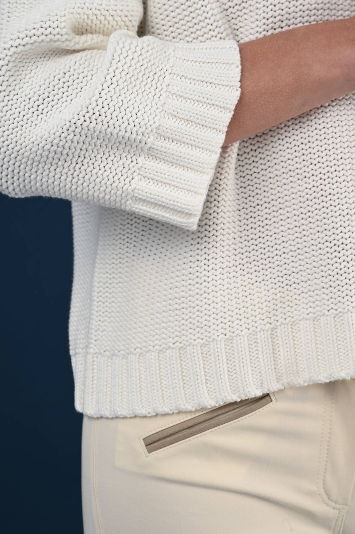 Perlstrickpullover in Weiß Perlstrickpullover in Weiß