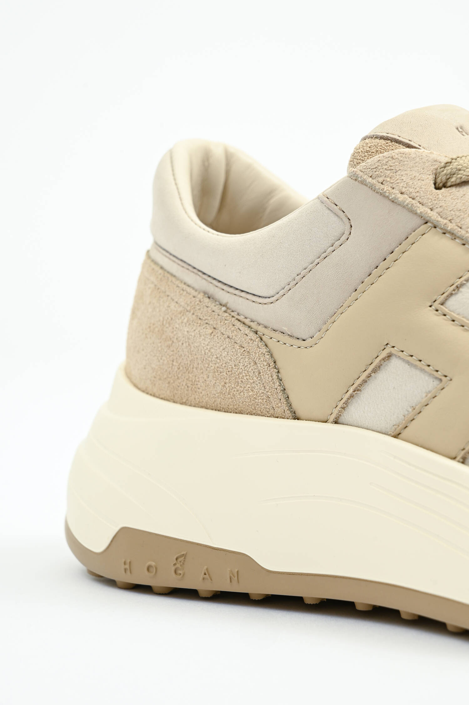 Sneaker ALLACCIATO in Beige/Creme