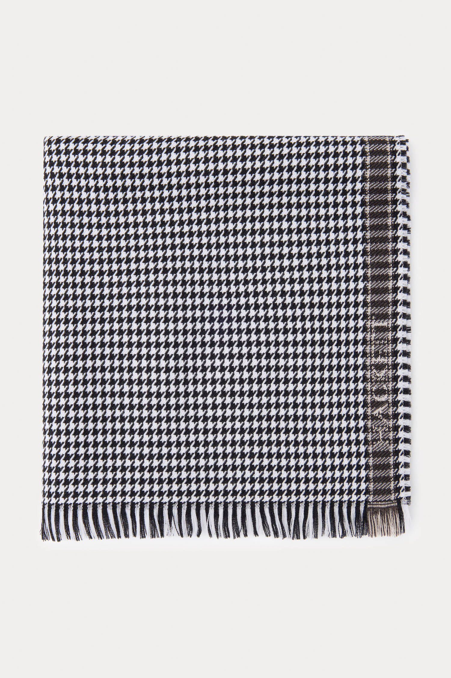 Schal aus Merinowolle in Schwarz/Weiß