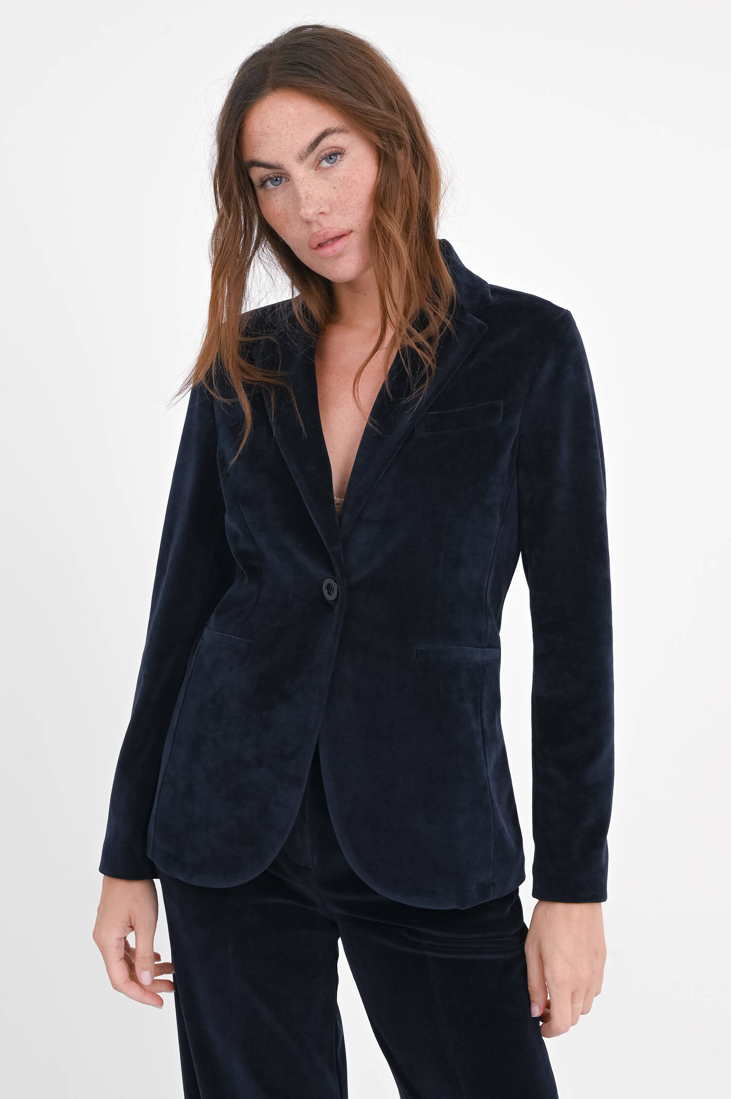  Taillierter Blazer aus Samt in Navy