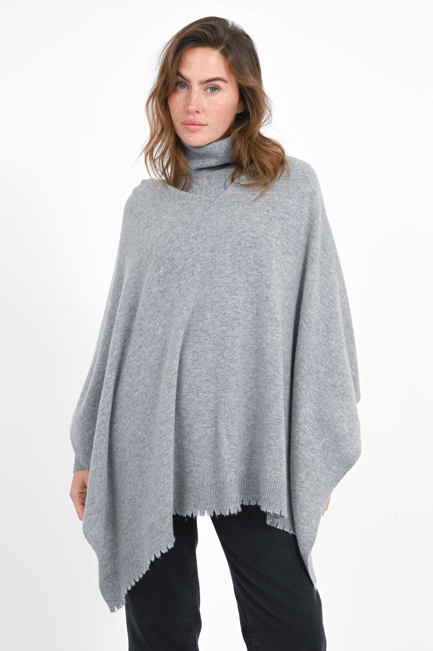 Poncho aus Woll-Cashmere-Mix in Grau Poncho aus Woll-Cashmere-Mix in Grau