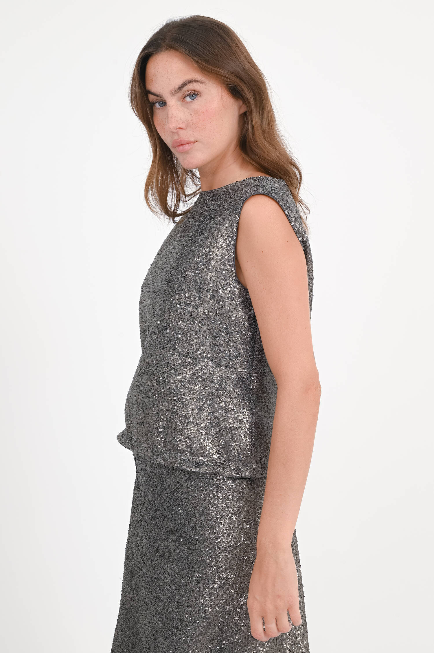 Blusentop mit Allover Pailletten in Ferro Blusentop mit Allover Pailletten in Ferro