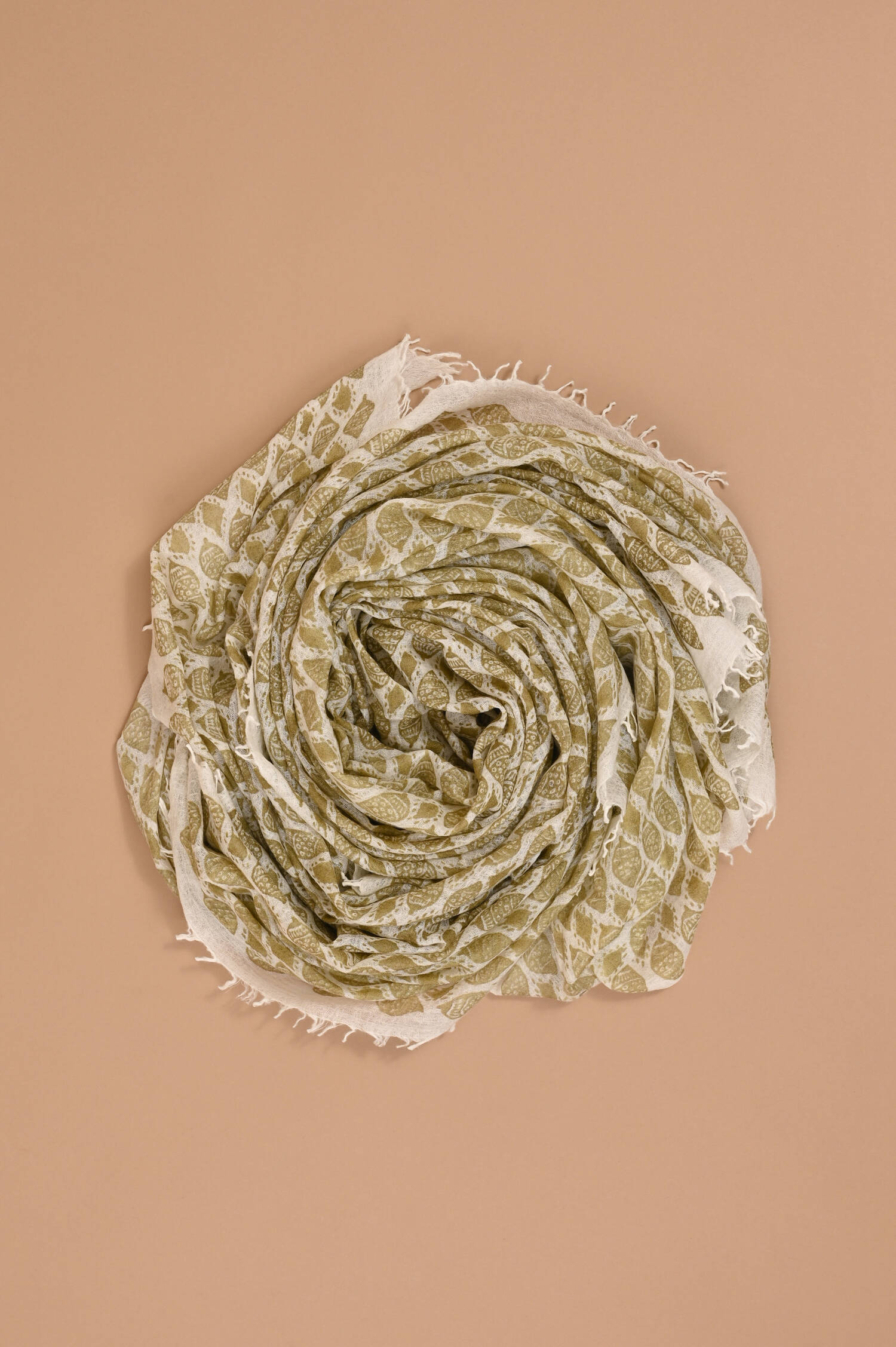 Cashmere-Schal ORLAIS in Olive gemustert