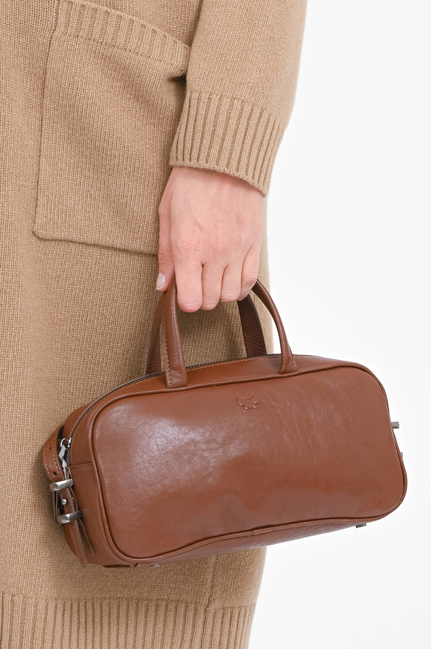 Tasche mit kurzen Henkeln in Taback Tasche mit kurzen Henkeln in Taback