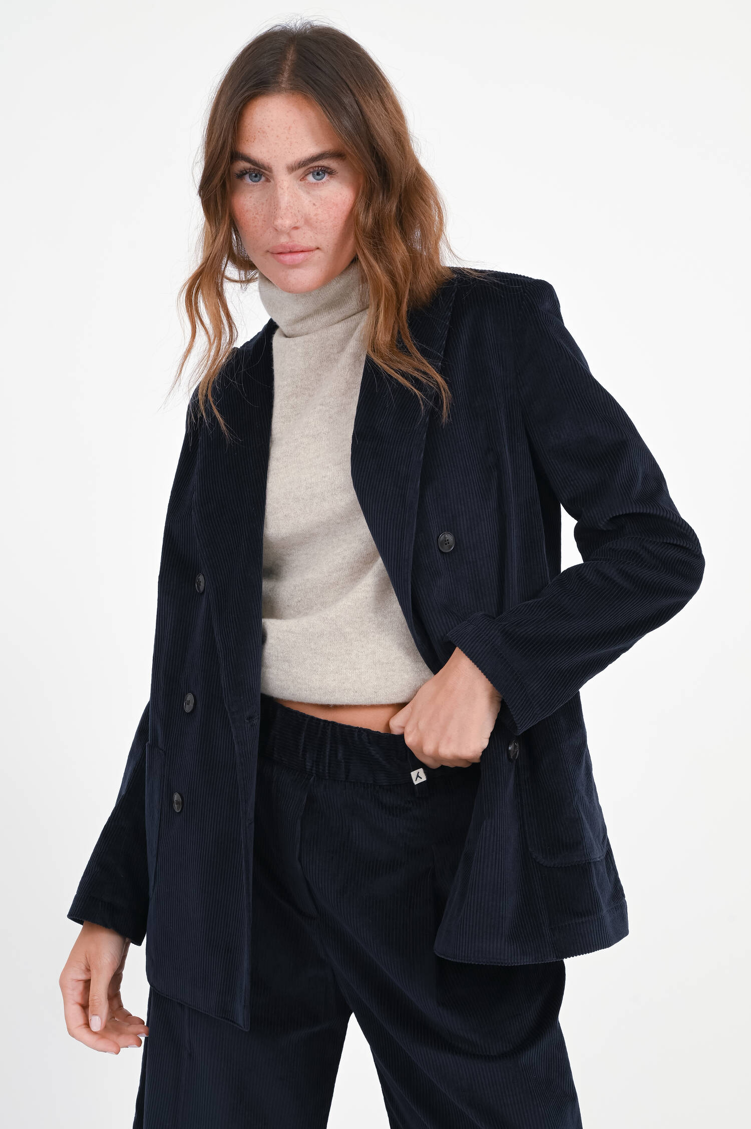 Cord-Blazer mit aufgesetzten Taschen in Navy