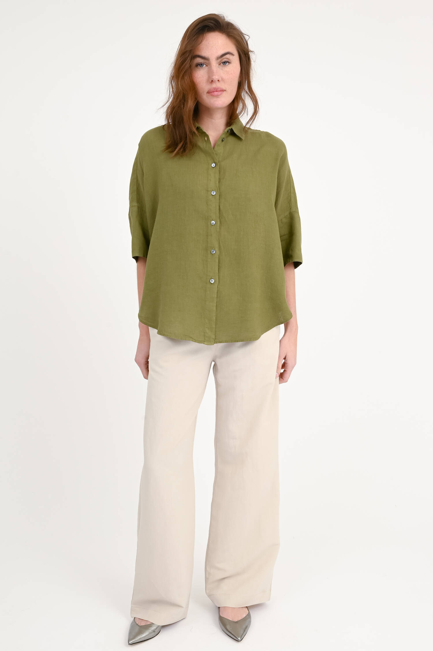 Oversize-Leinen Bluse in hellem Oliv
