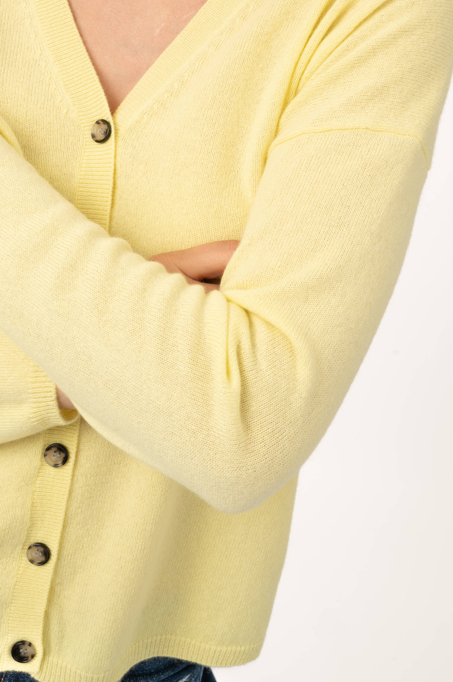Cashmere Cardigan in Zitronengelb