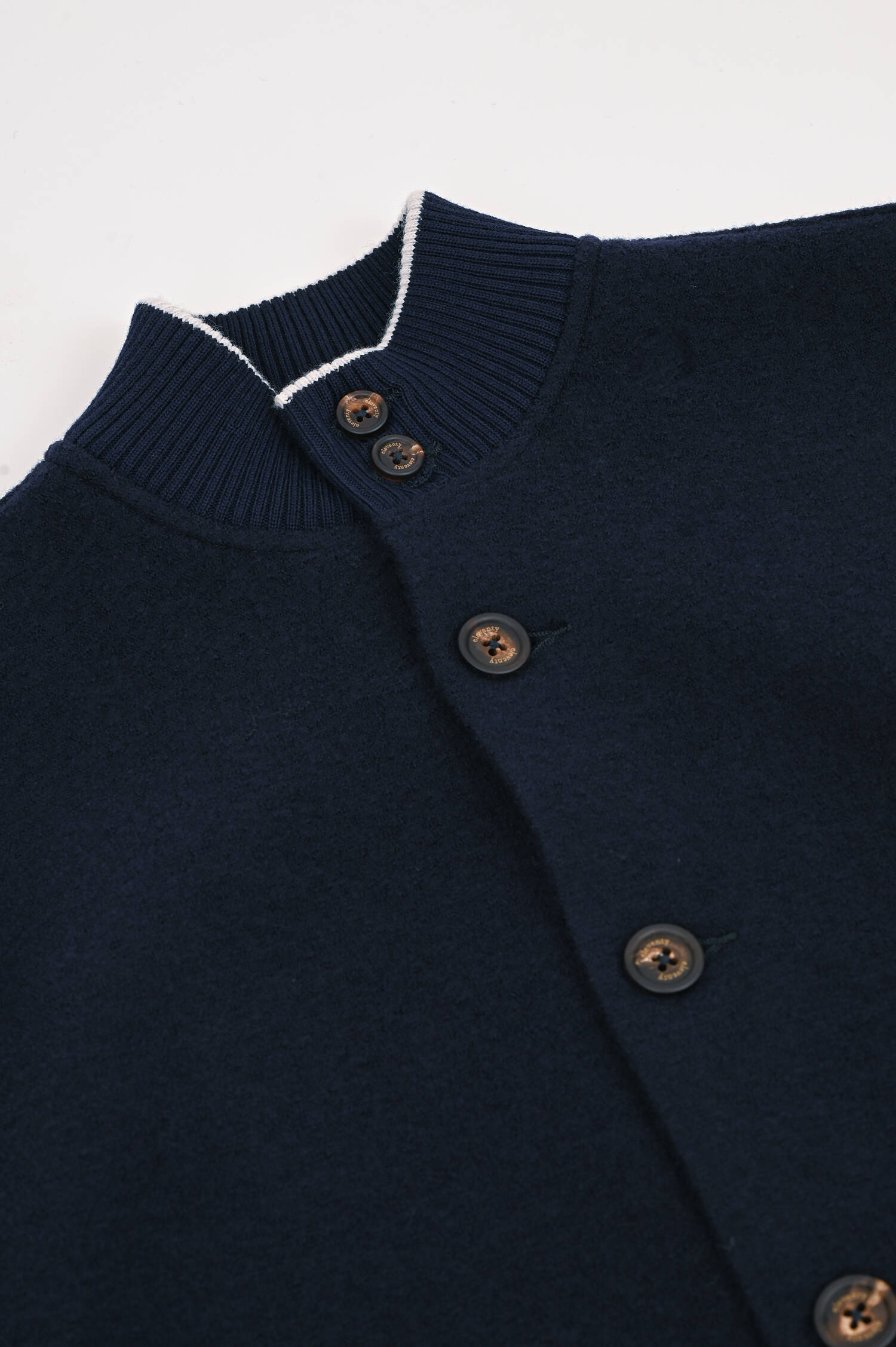 Collage-Jacke in Navy/Weiß Collage-Jacke in Navy/Weiß