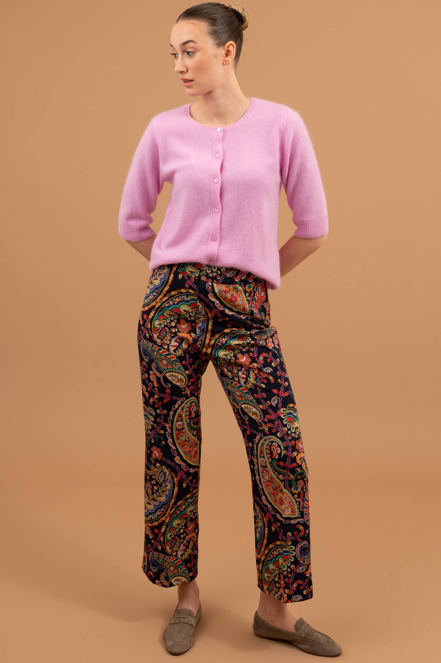Bootcut-Hose mit Paisley-Musterung in Multicolor