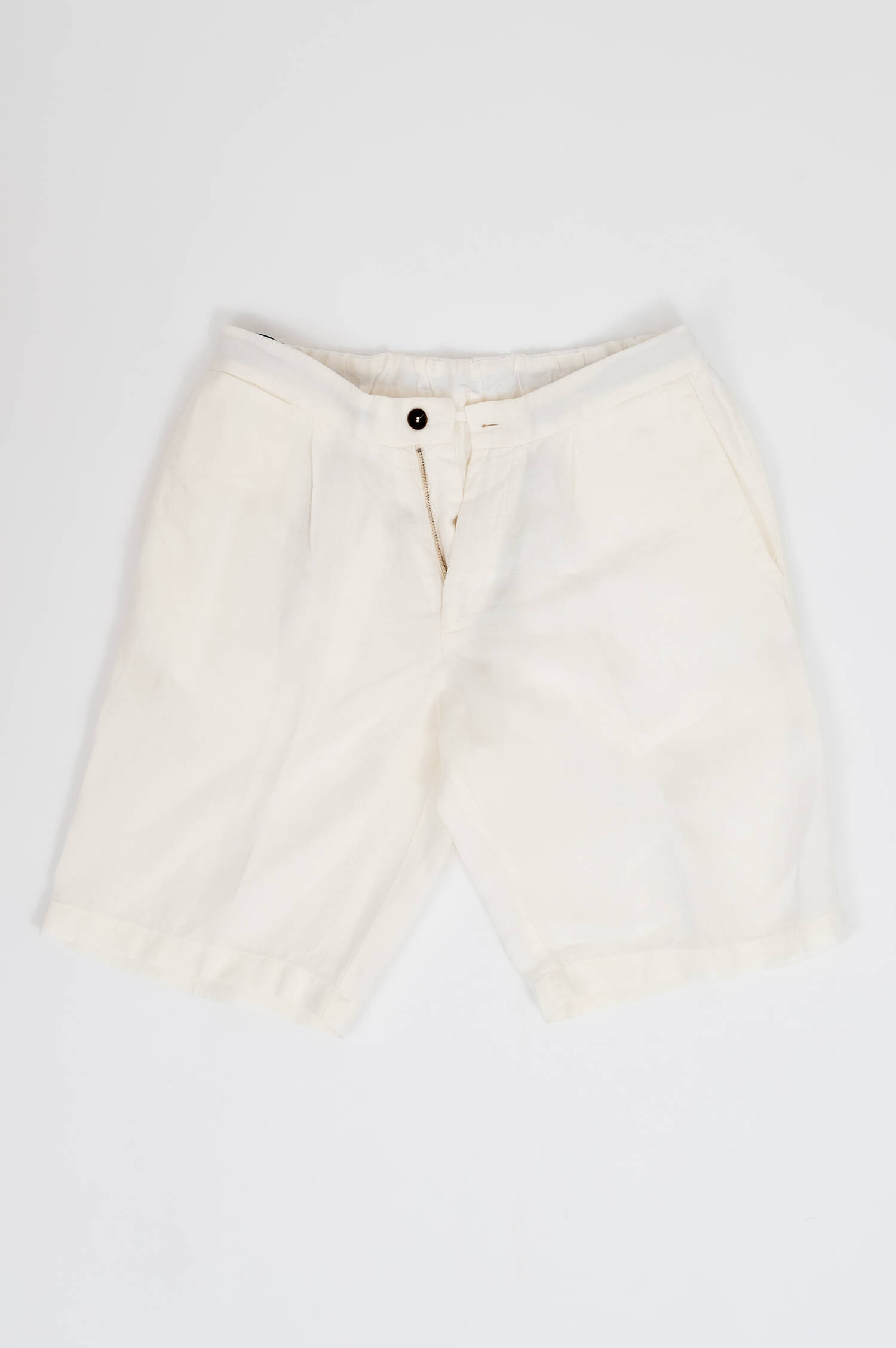 Leinen Bermuda in Weiß