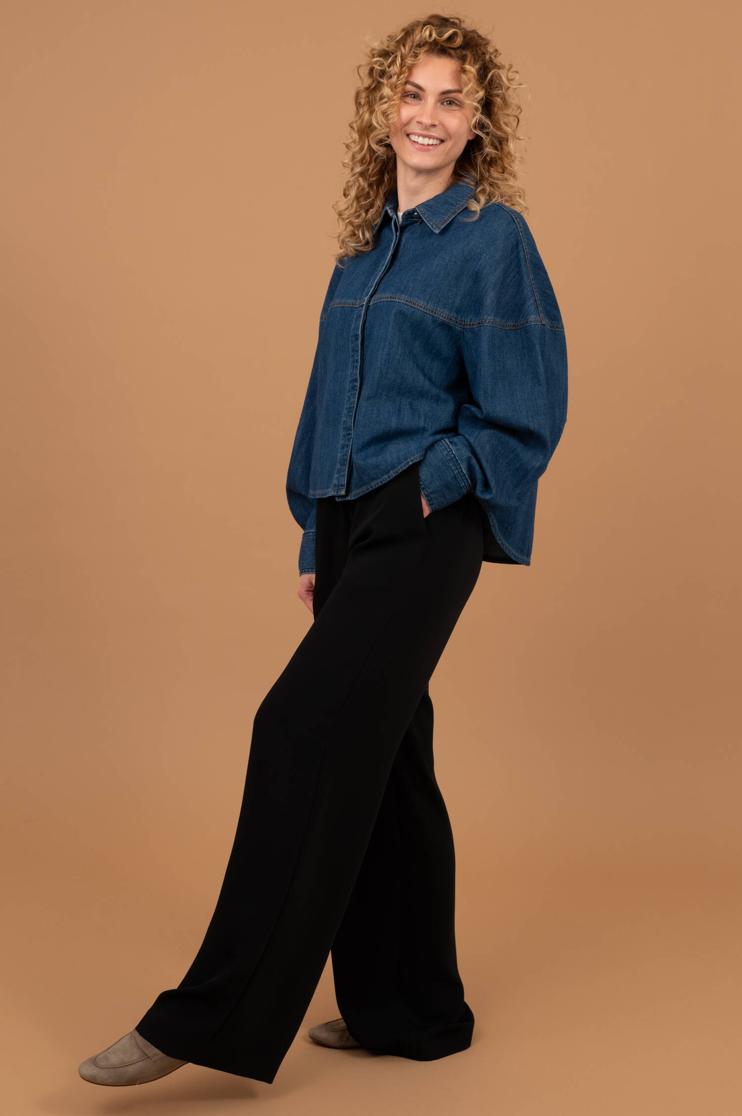 Boxy Jeansbluse in Dunkelblau Boxy Jeansbluse in Dunkelblau