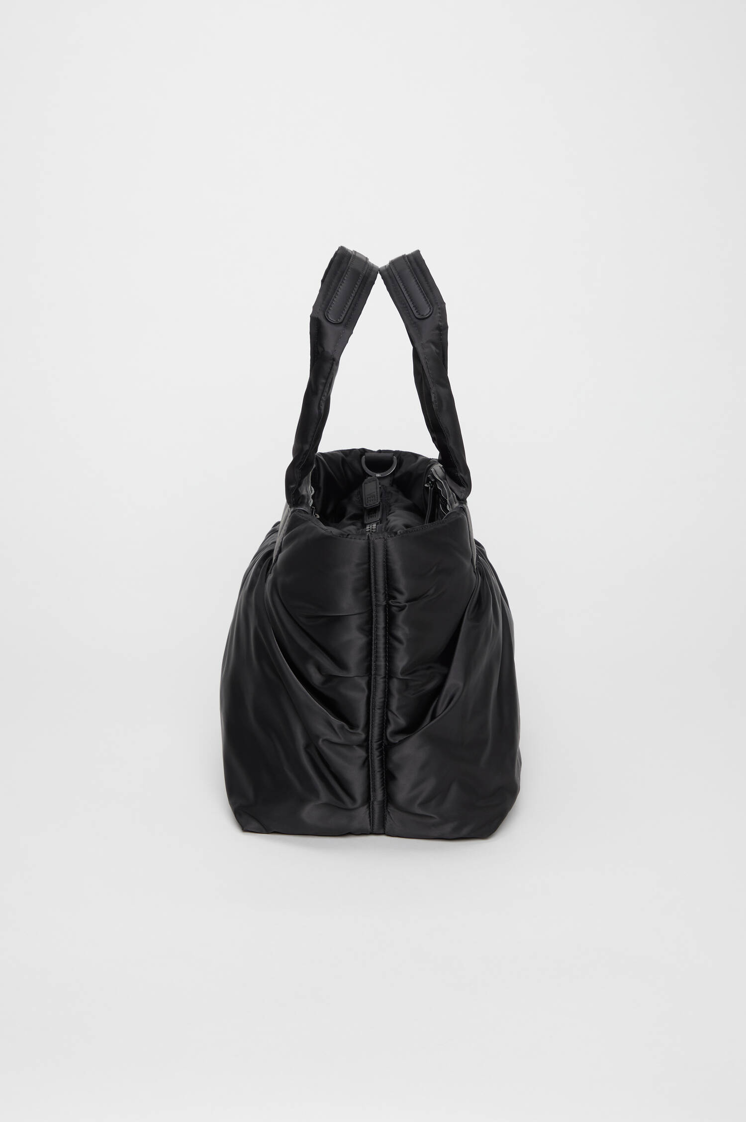 Tasche CABA TOTE SMALL in Schwarz