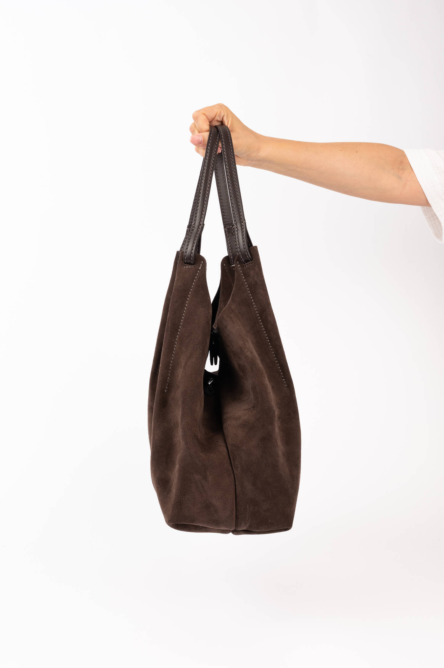 Veloursleder Tasche DUA in Mokka Veloursleder Tasche DUA in Mokka