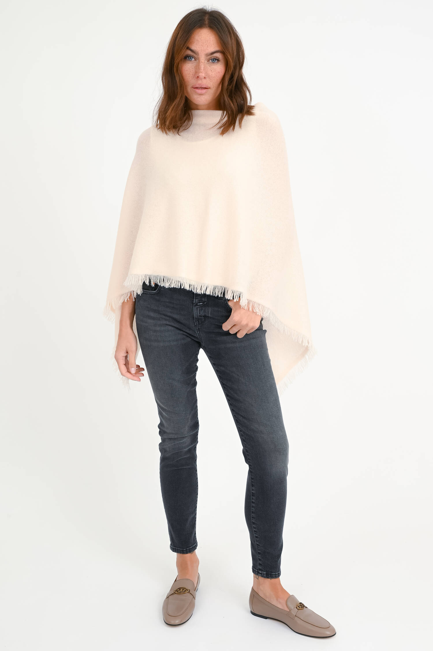 Cashmere Poncho in Rosa Pearl