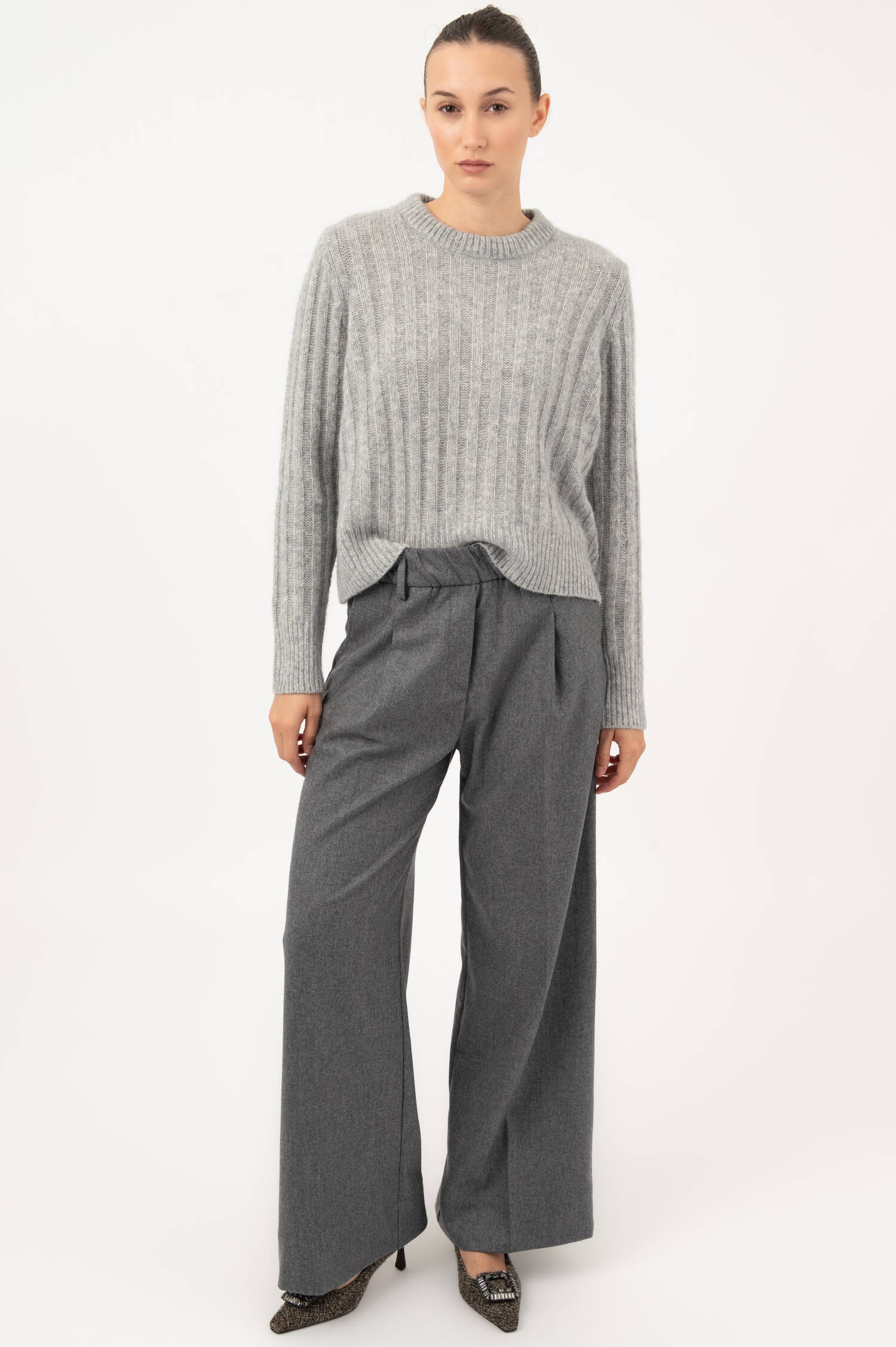 Cashmere-Seiden Rippstrick Pullover in Grau Cashmere-Seiden Rippstrick Pullover in Grau