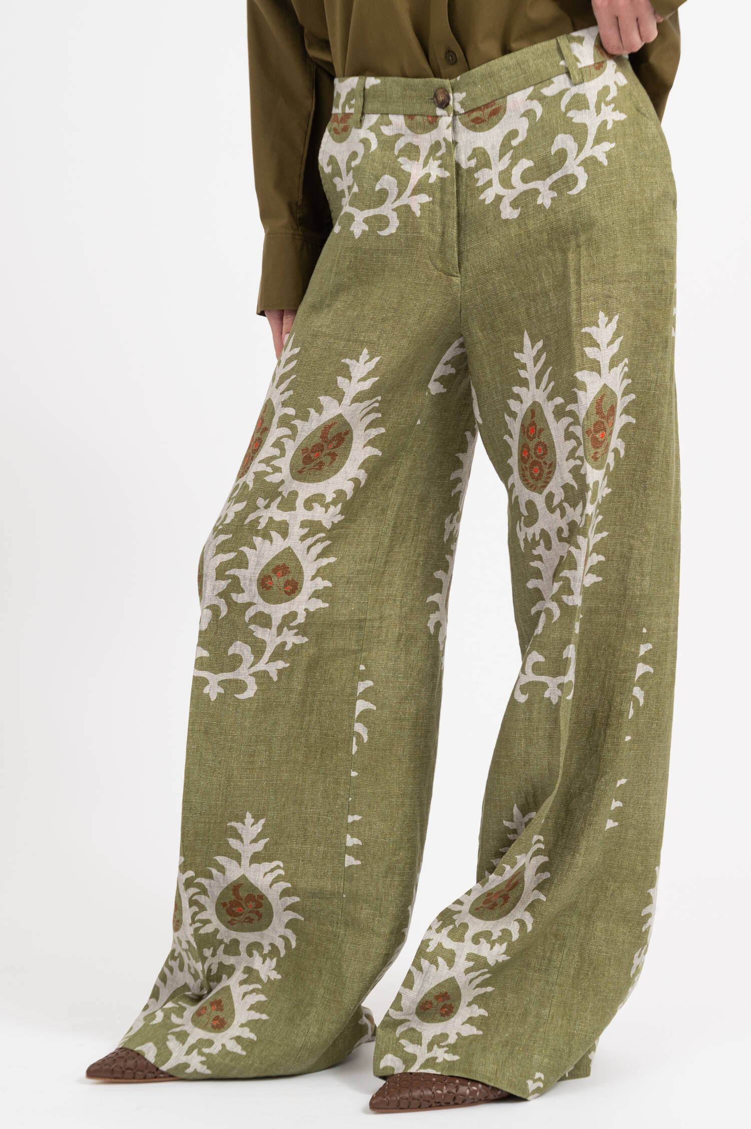 Leinenhose mit Print in Olivgrün